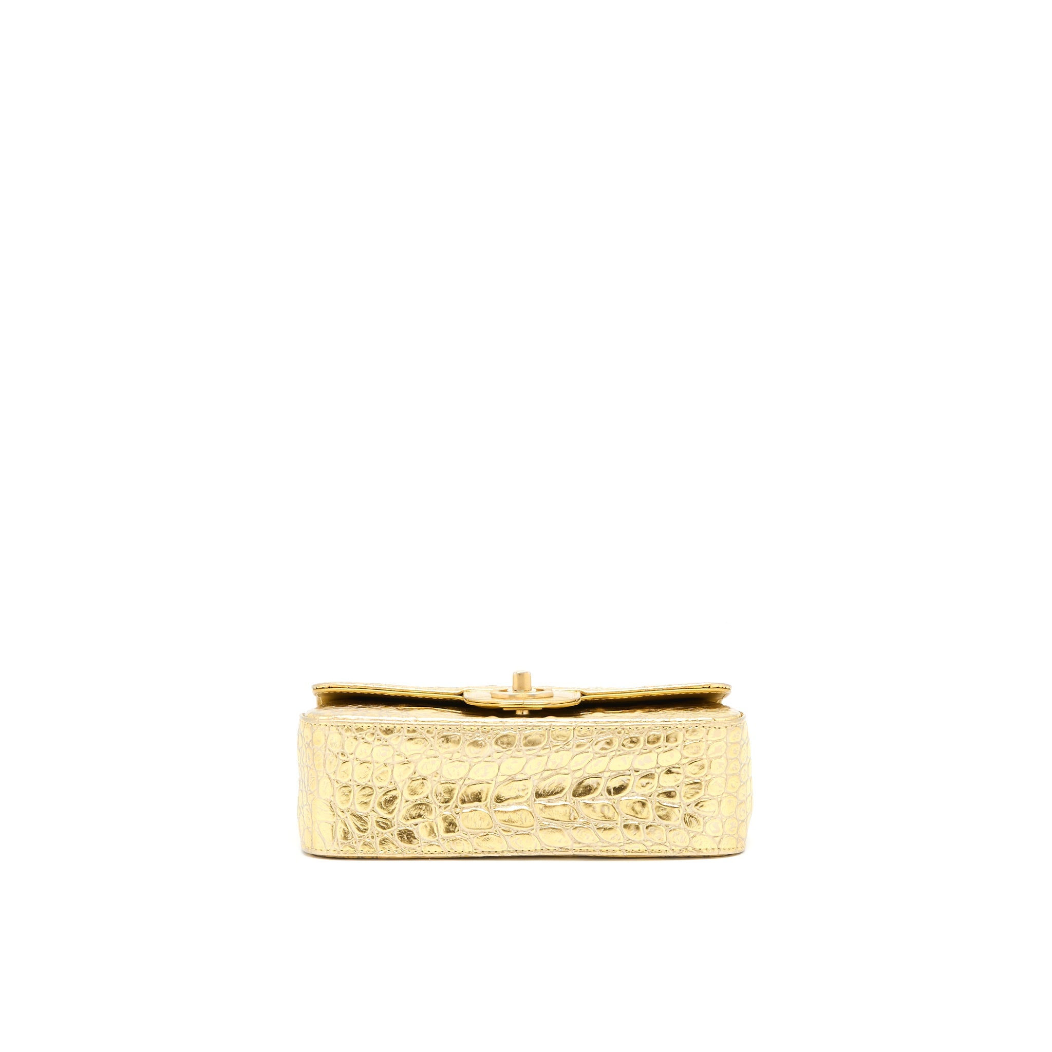 chanel-classic-wallet-on-chain-caviar-black-ghw-microchip-6