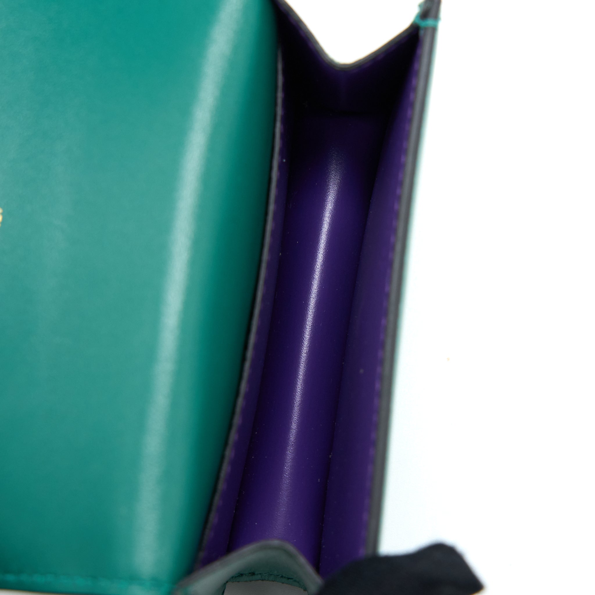 bvlgari-serpenti-forever-micro-calfskin-green