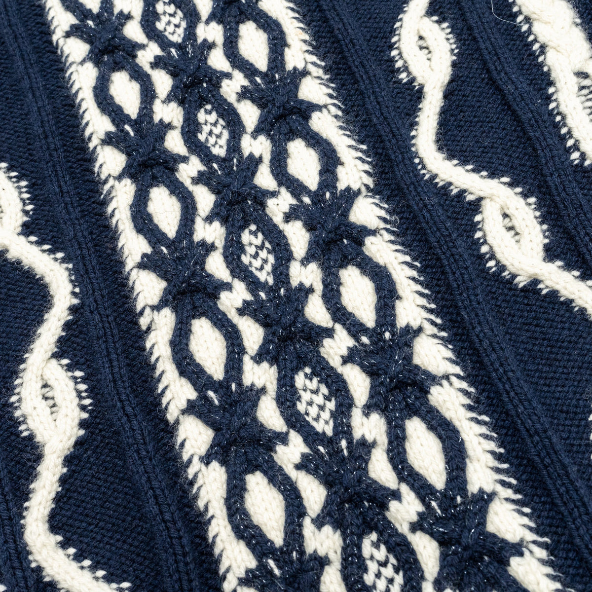 chanel-size-34-18a-hamburg-chunky-knit-sweater-wool-cashmere-navy-white