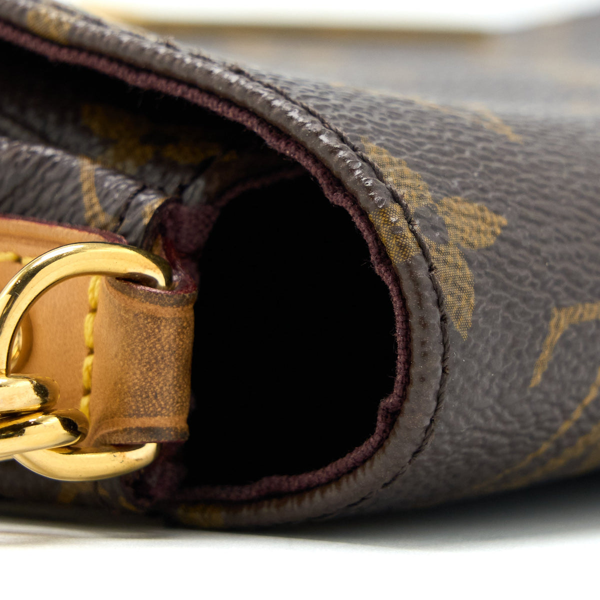louis-vuitton-favorite-pm-monogram-canvas-ghw