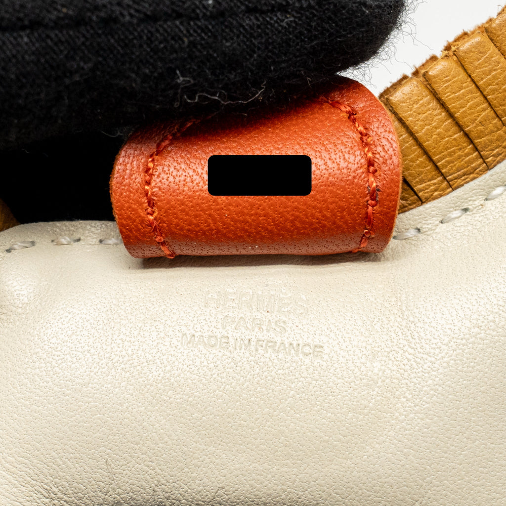 hermes-rodeo-pm-bag-charm-craie-biscuit-cuivre-stamp-y