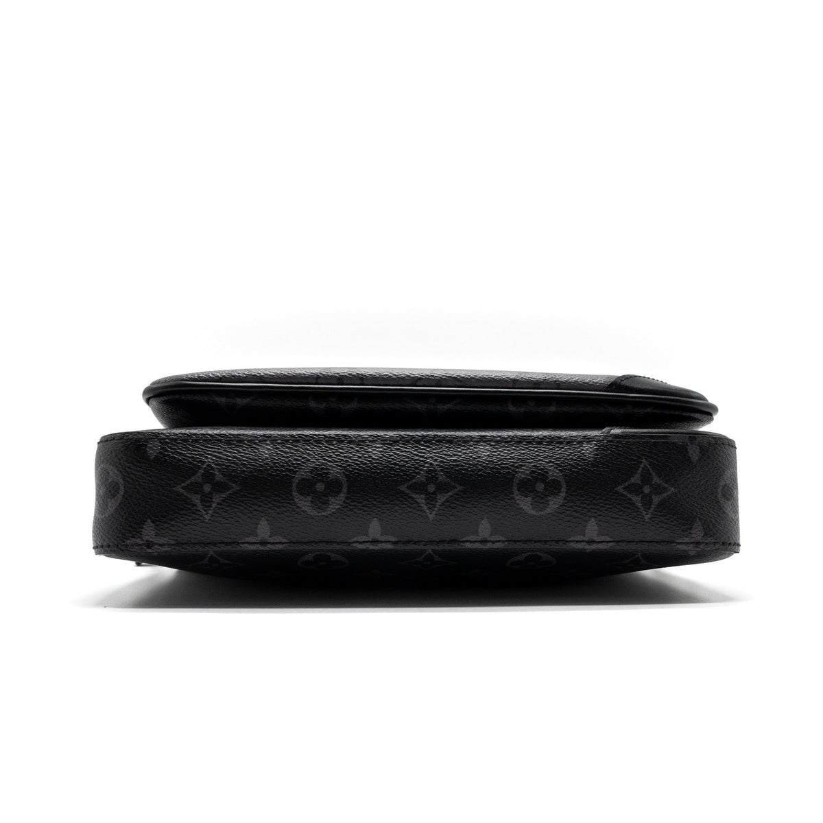 louis-vuitton-trio-messenger-bag-monogram-eclipse-shw