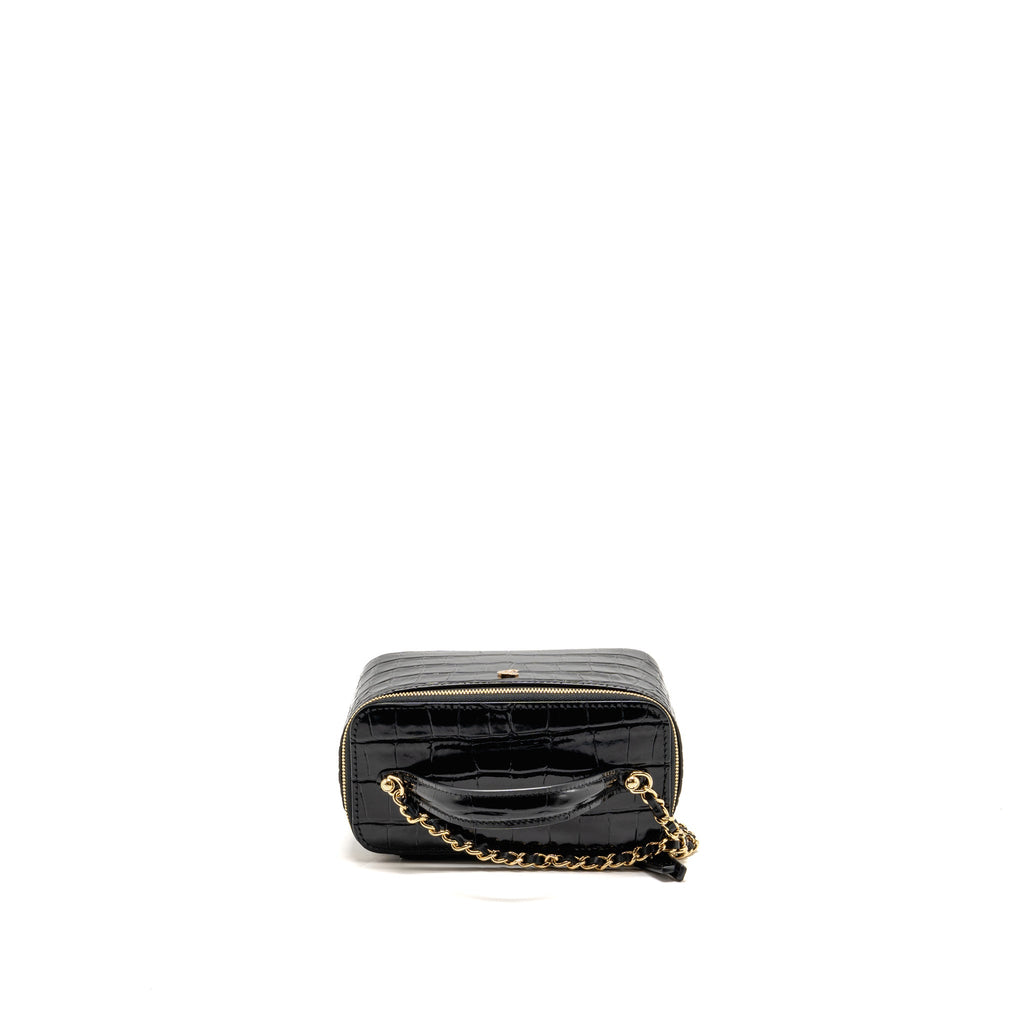 chanel-handle-alligator-leather-black