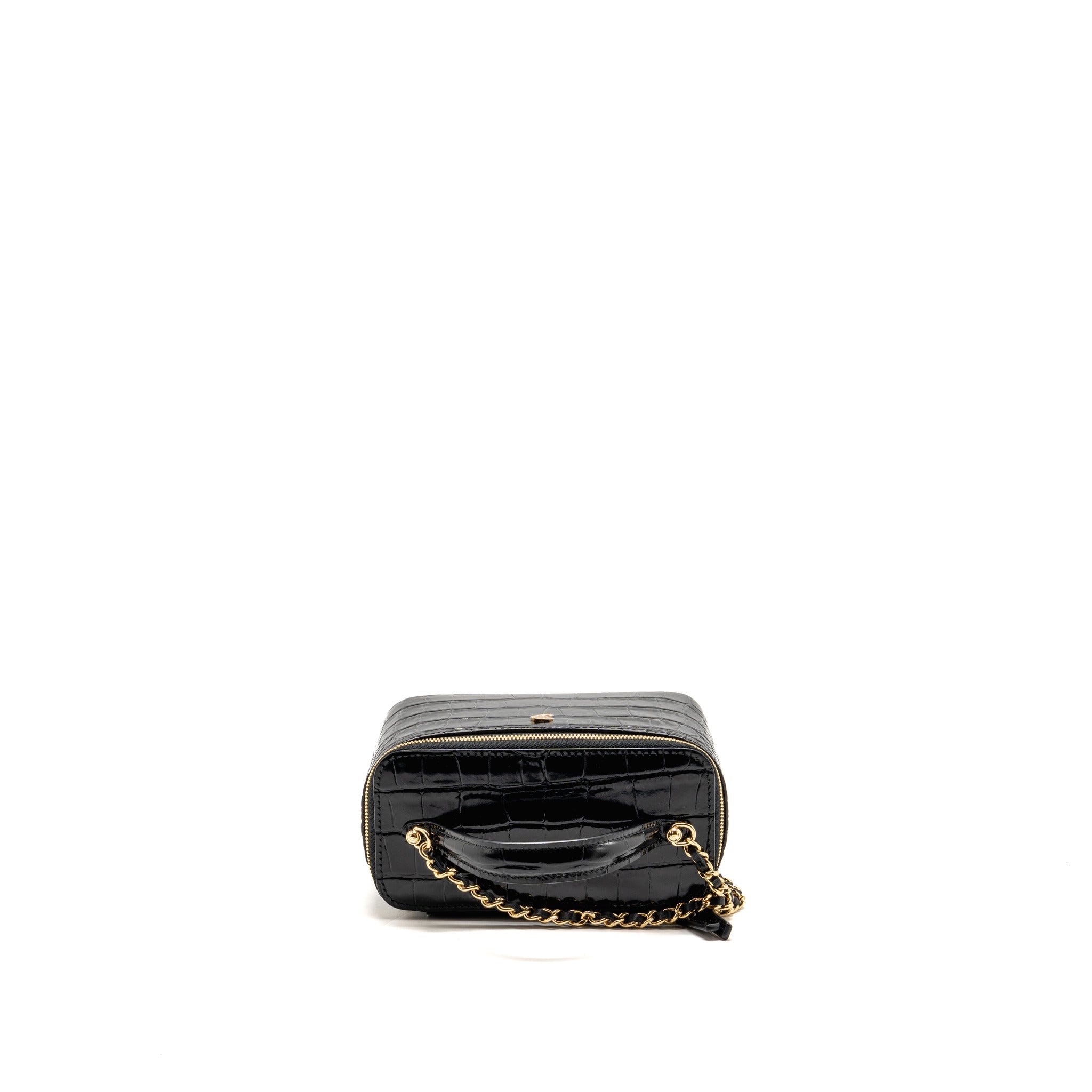 chanel-handle-alligator-leather-black