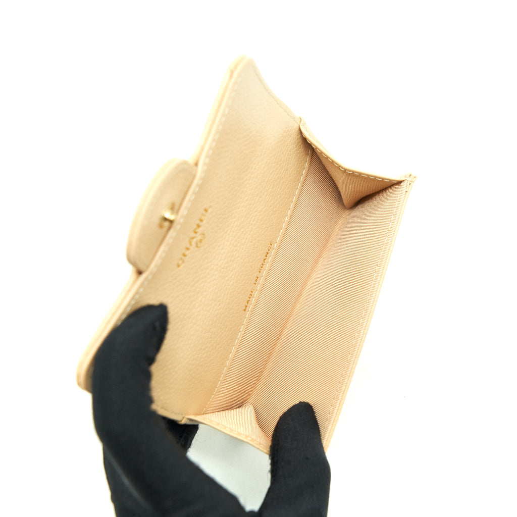 chanel-classic-flap-card-holder-caviar-beige-ghw