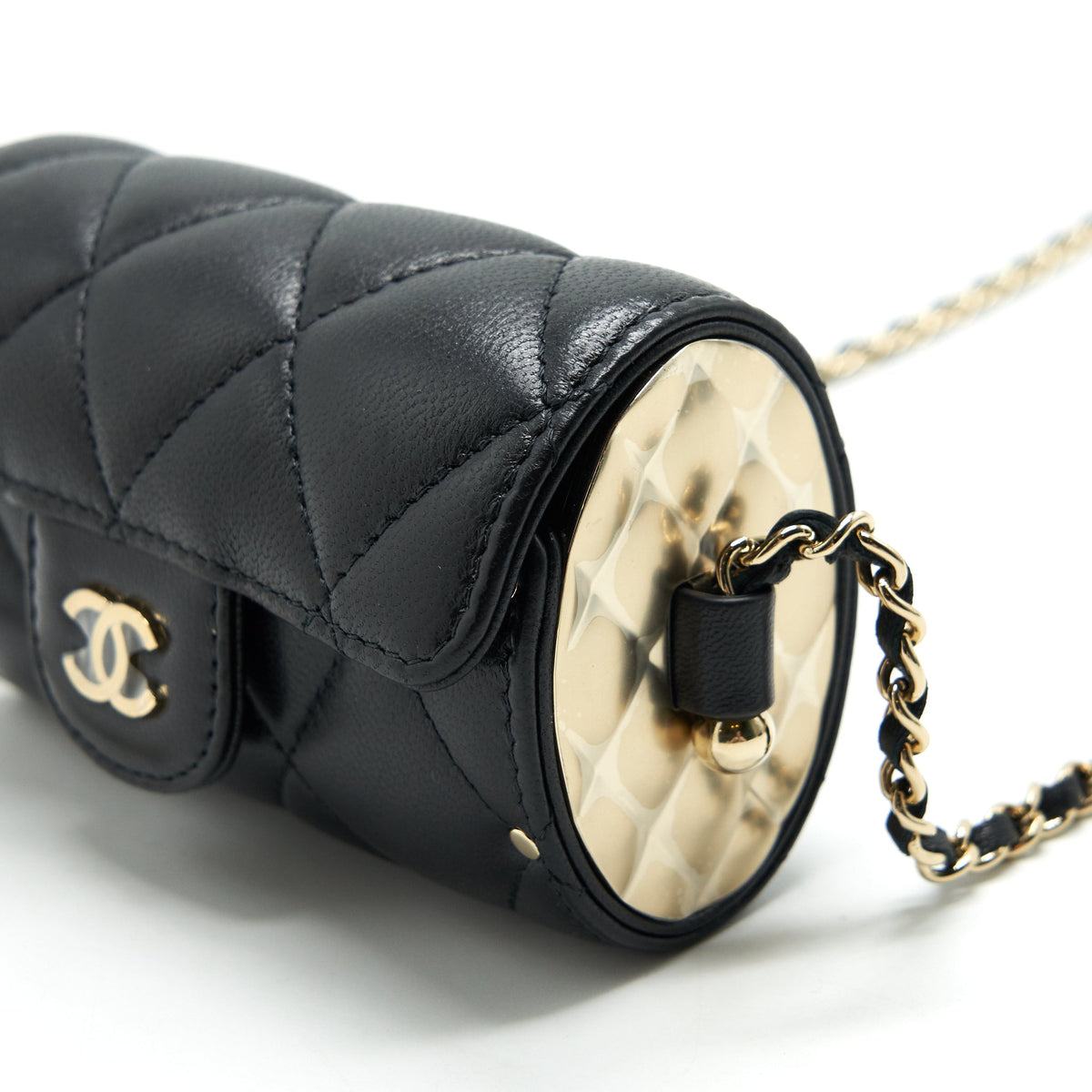 chanel-21a-lipstick-mini-bag-with-chain-black-ghw