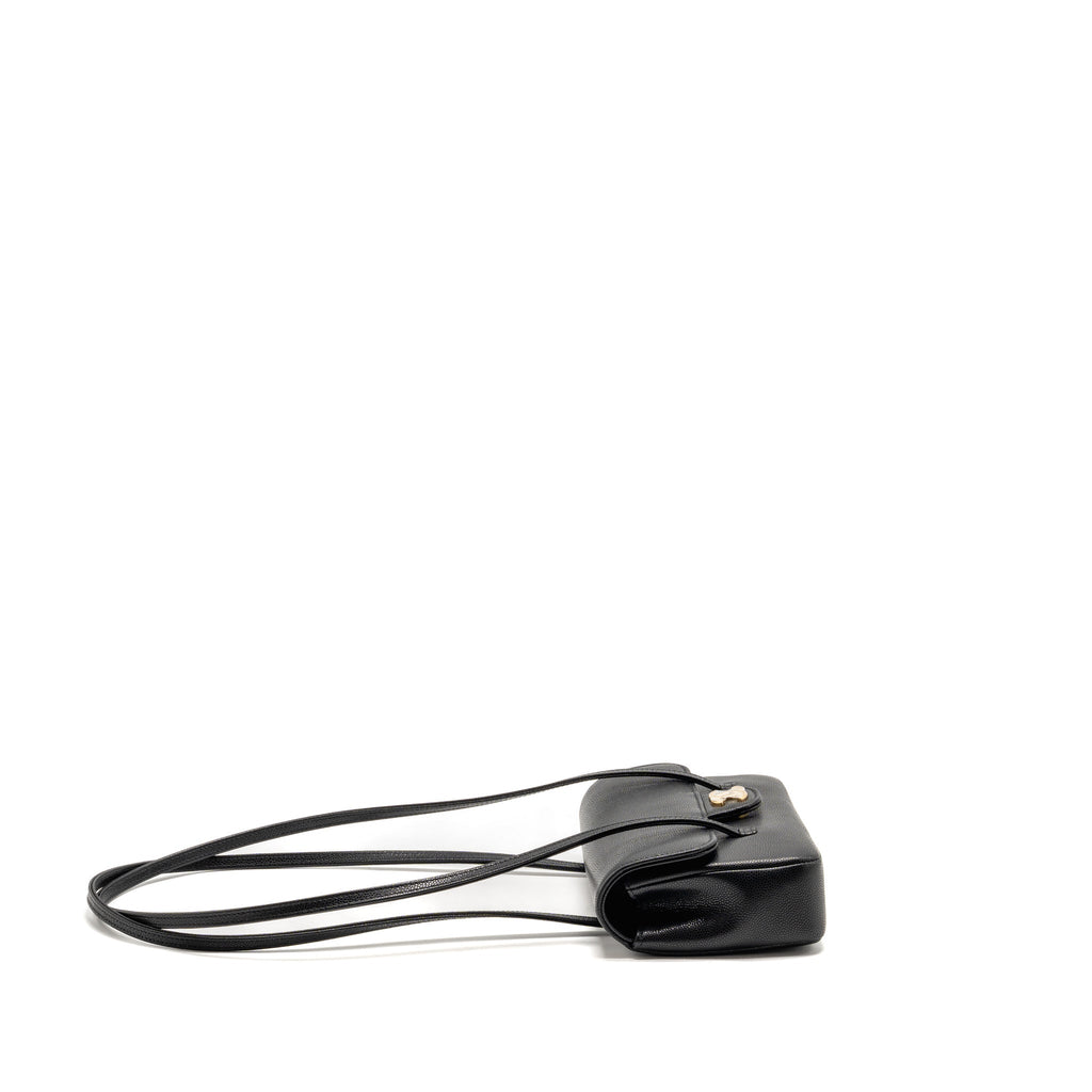 chanel-preppy-coco-clutch-black