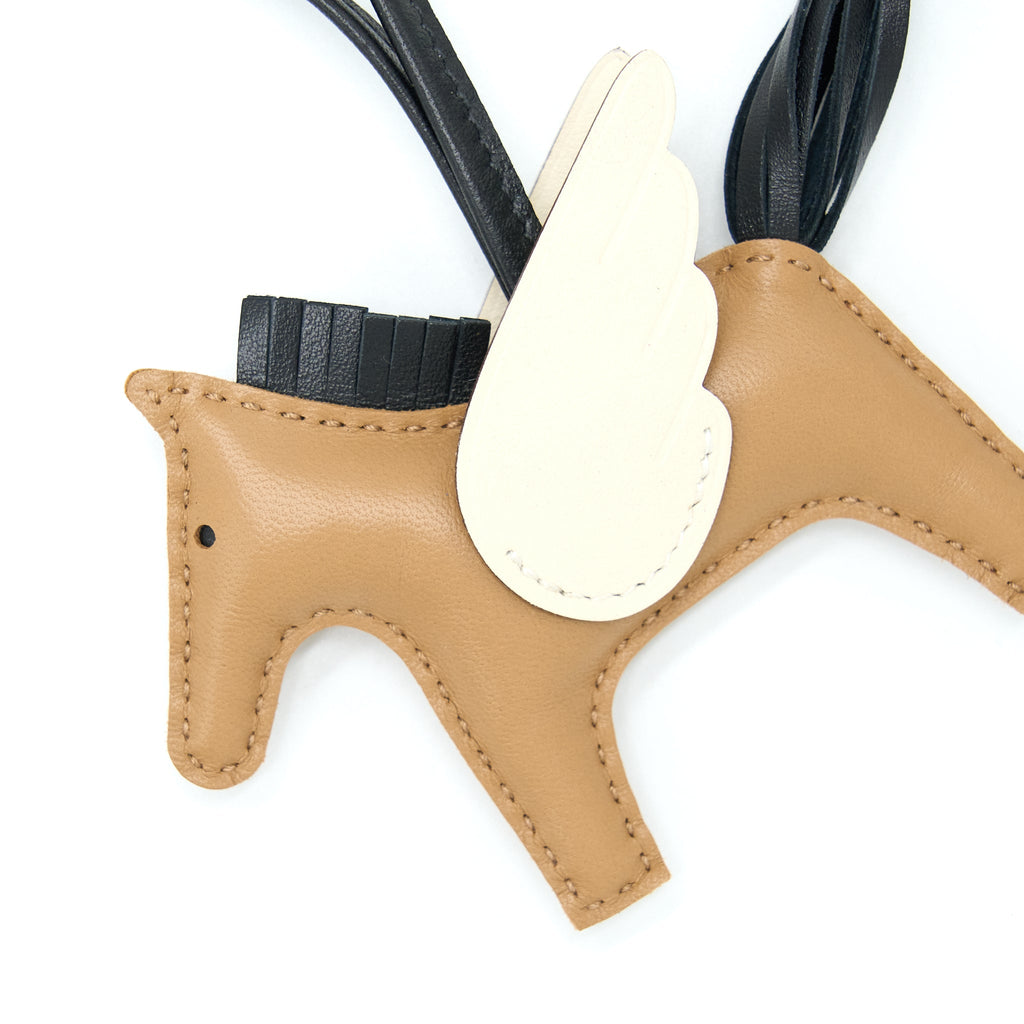 hermes-rodeo-pm-charm-chai-noir-nata