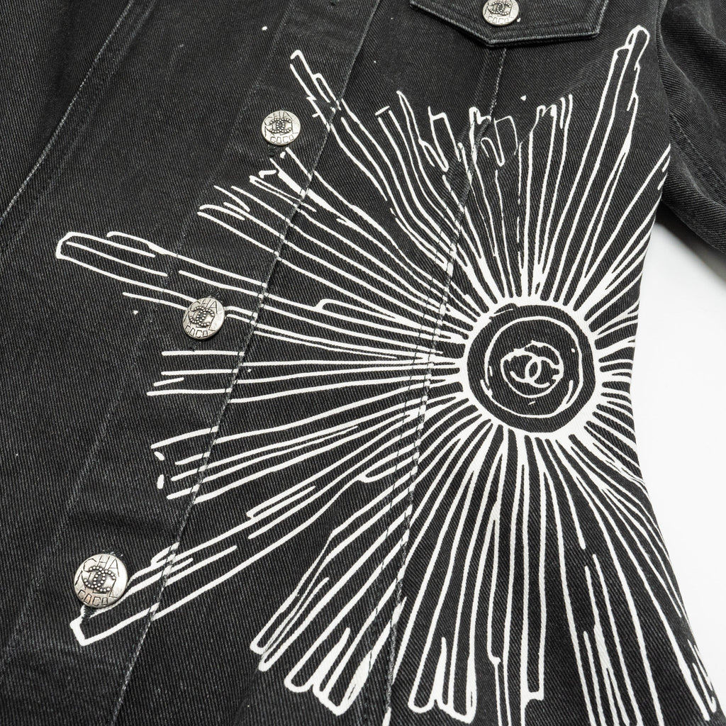 chanel-22c-size-34-graphic-print-denim-jacket-cotton-black-white-copy