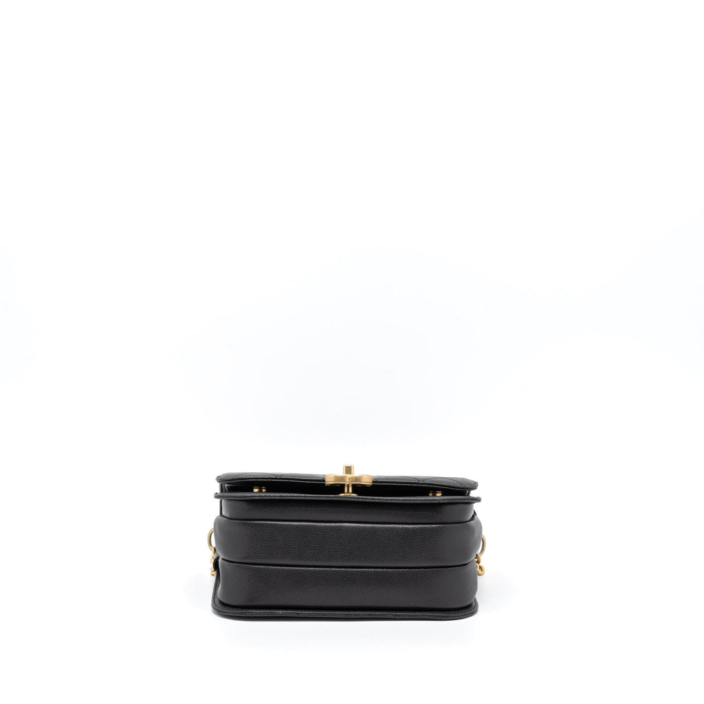 chanel-messenger-bag-caviar-black-brushed-ghw-microchip