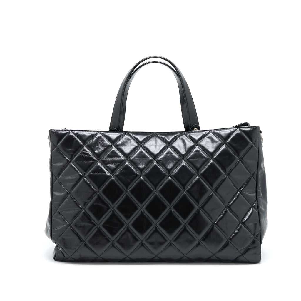 chanel-large-tote-bag-calfskin-black-ruthenium-hardware