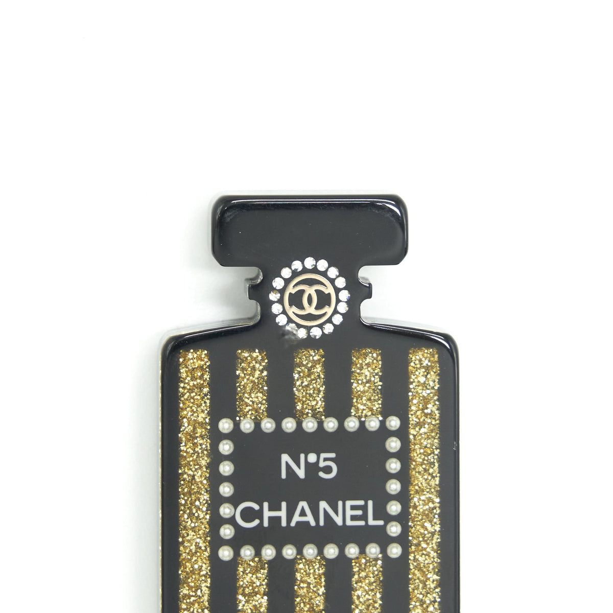 chanel-perfume-bottle-brooch-resin-with-glitters-and-pearls-black-gold