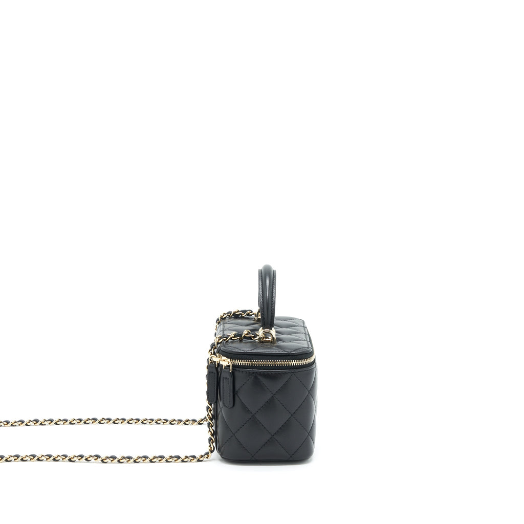 chanel-22a-top-handle-long-vanity-with-chain-lambskin-black-lghw-2