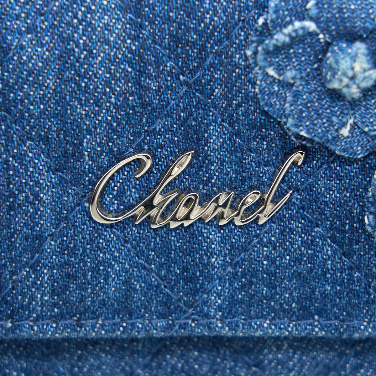 chanel-flap-card-holder-camellia-denim-blue-shw