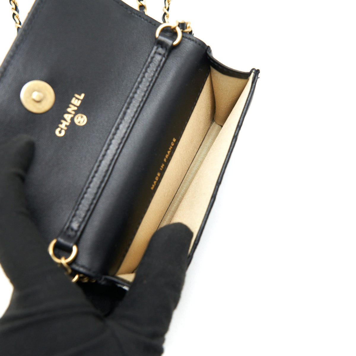 chanel-pearl-crush-mini-flap-card-holder-belt-bag