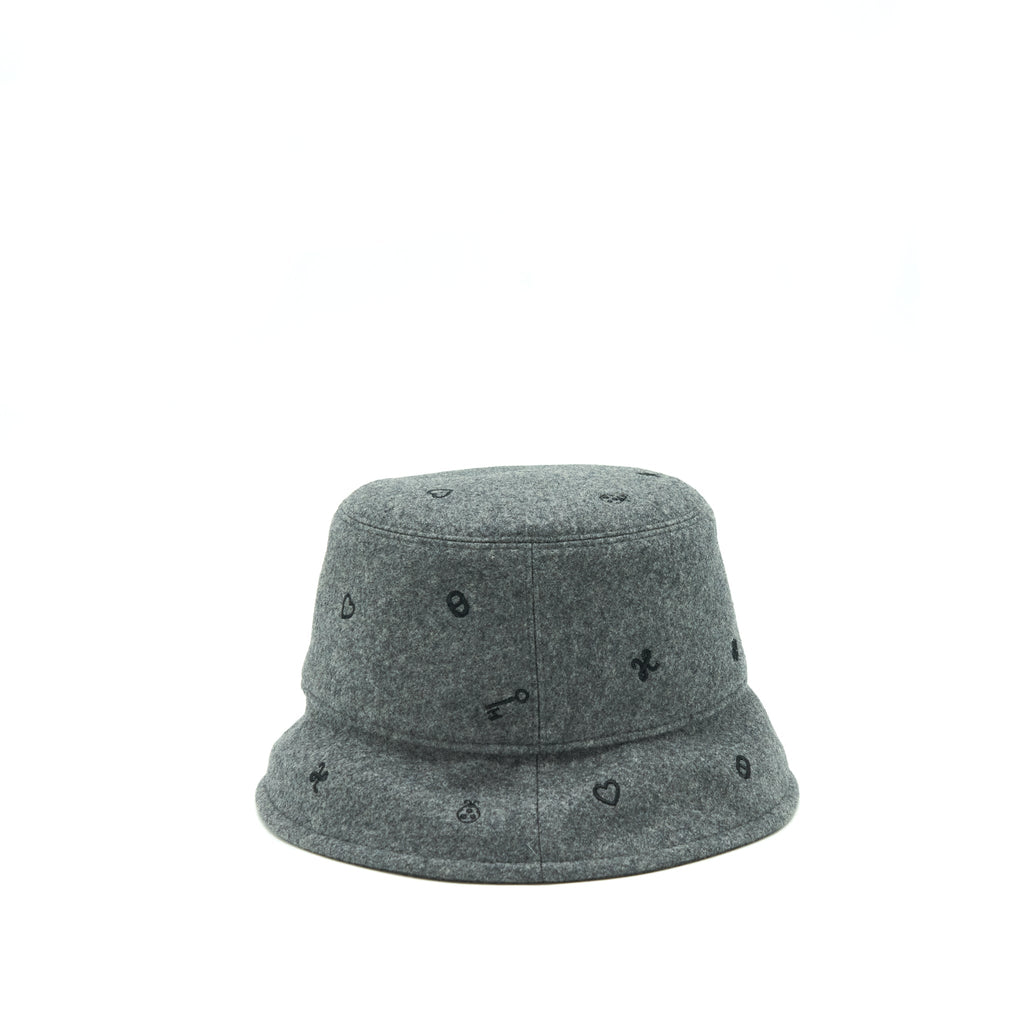 hermes-size-57-debbie-charm-bucket-hat-grey