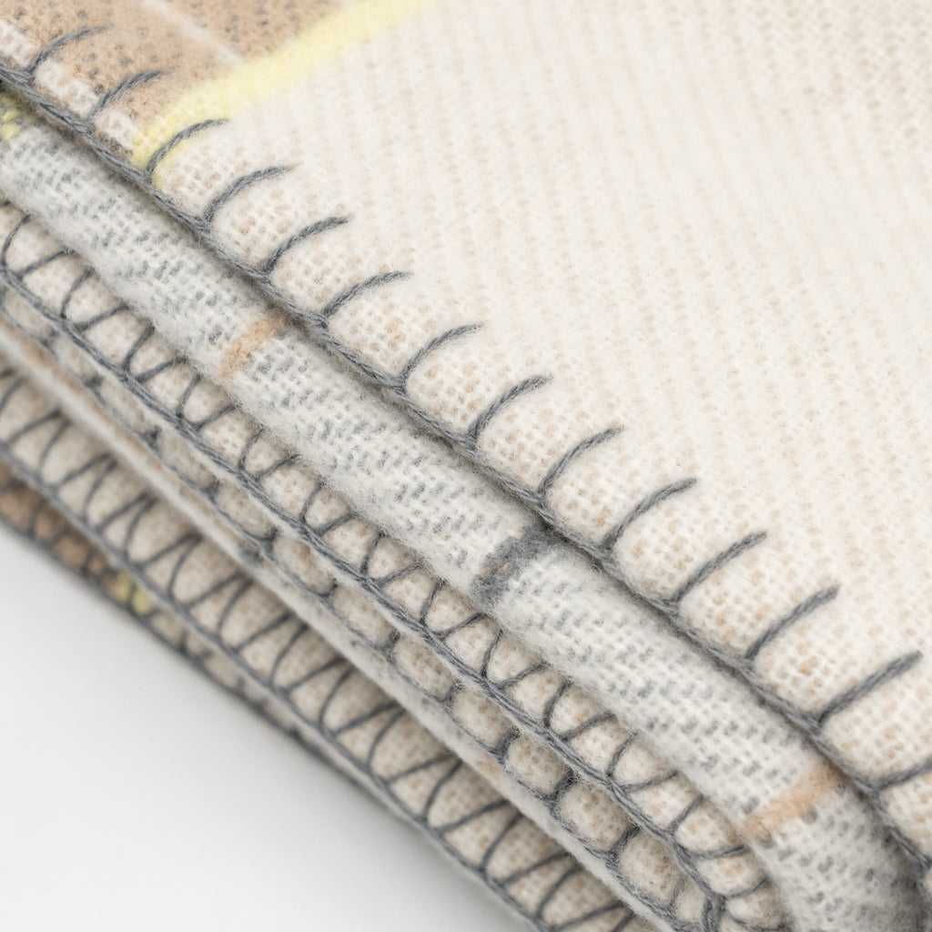 hermes-avalon-cabriole-blanket-gris-perle