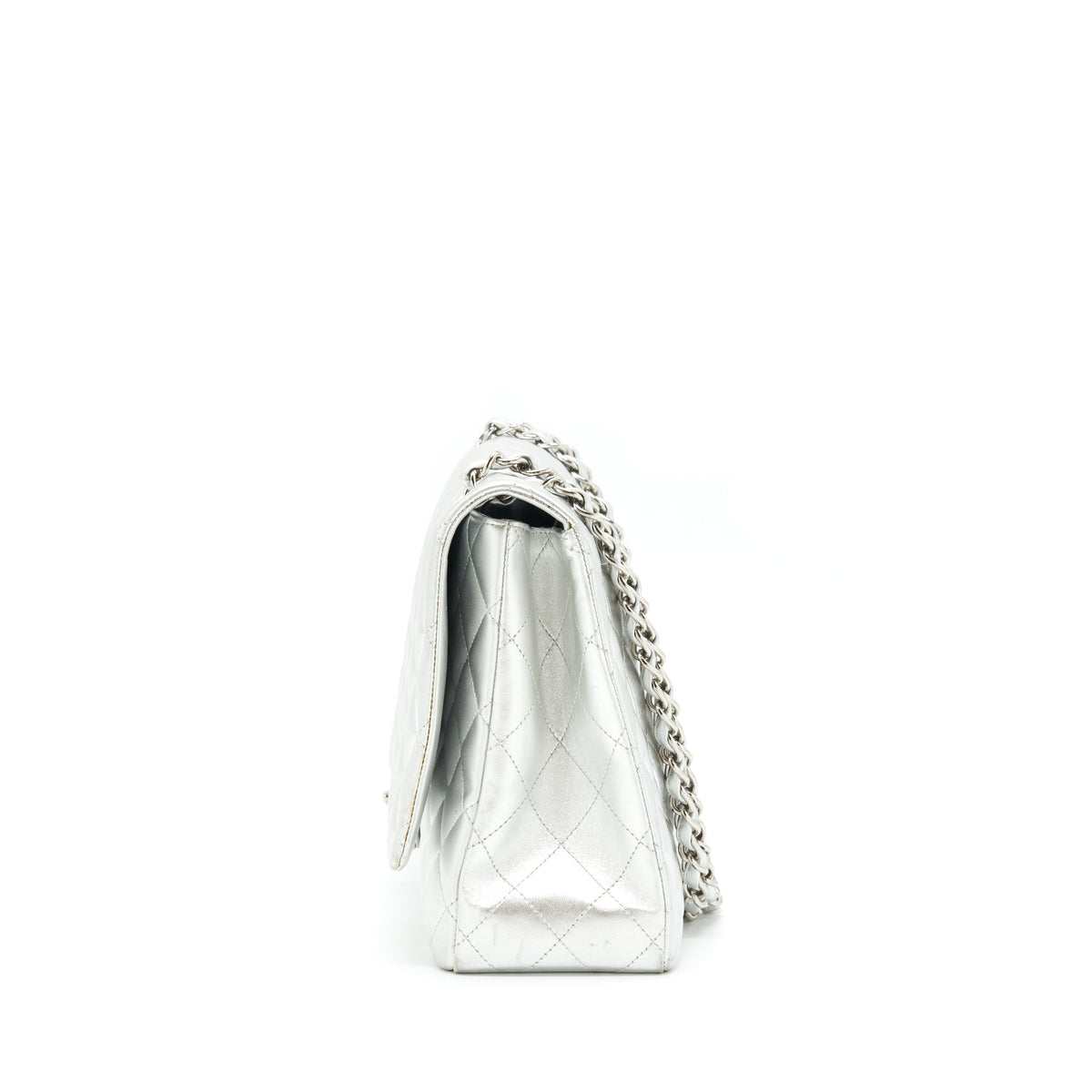 chanel-maxi-classic-double-flap-bag-lambskin-sliver-shw