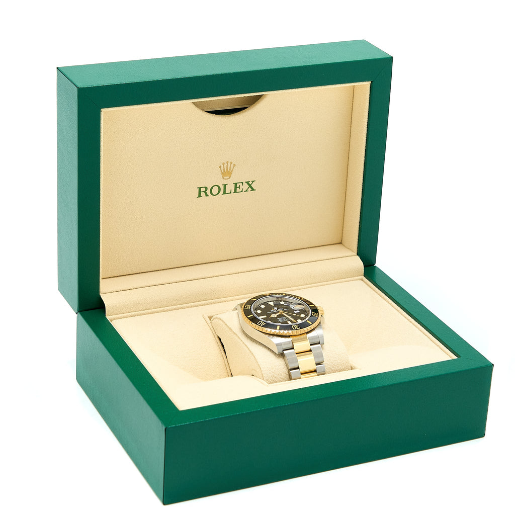 rolex-submariner-date-watch-41mm-oystersteel-and-yellow-gold-model-m126613ln-0002