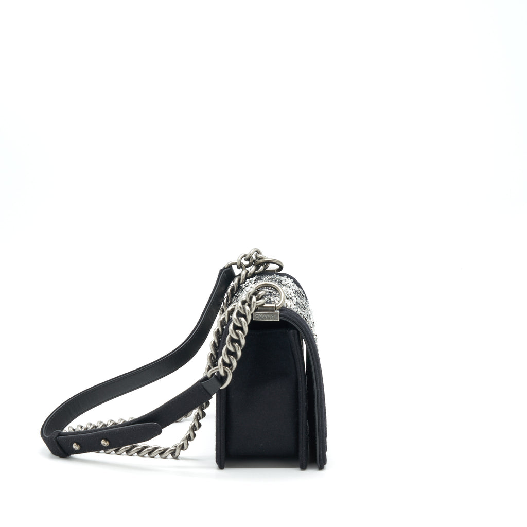 chanel-19b-medium-boy-flap-bag-limited-edition-fabric-black-ruthenium-silver-hardware