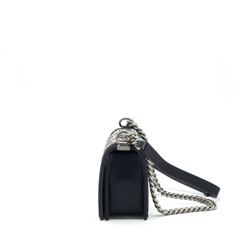 chanel-19b-medium-boy-flap-bag-limited-edition-fabric-black-ruthenium-silver-hardware