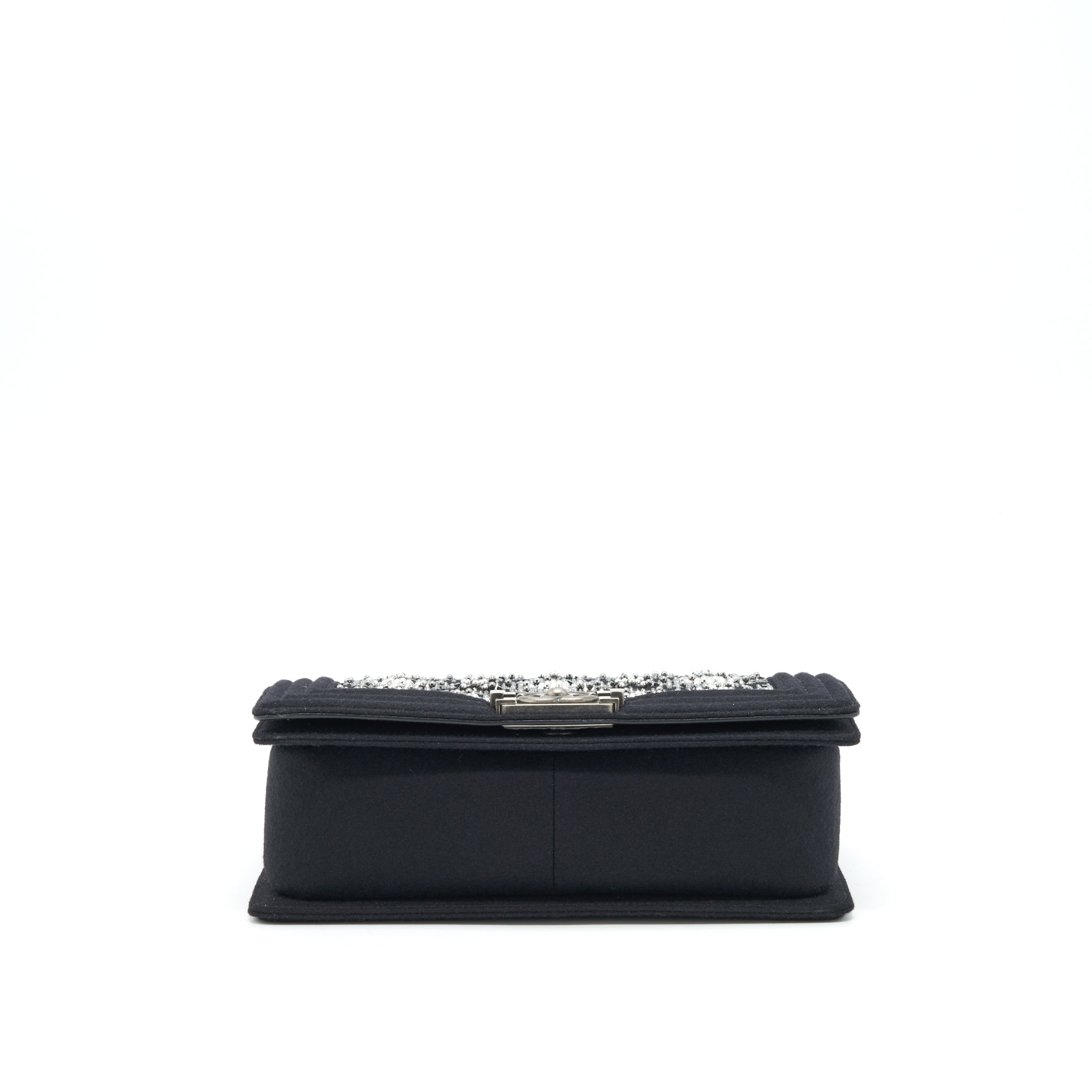 chanel-19b-medium-boy-flap-bag-limited-edition-fabric-black-ruthenium-silver-hardware