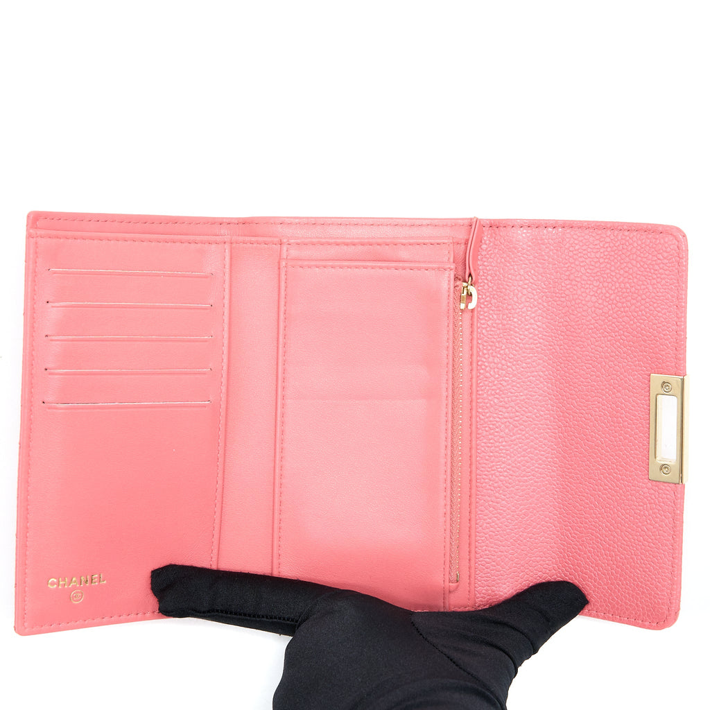 chanel-flap-wallet-caviar-rose-pink-lghw