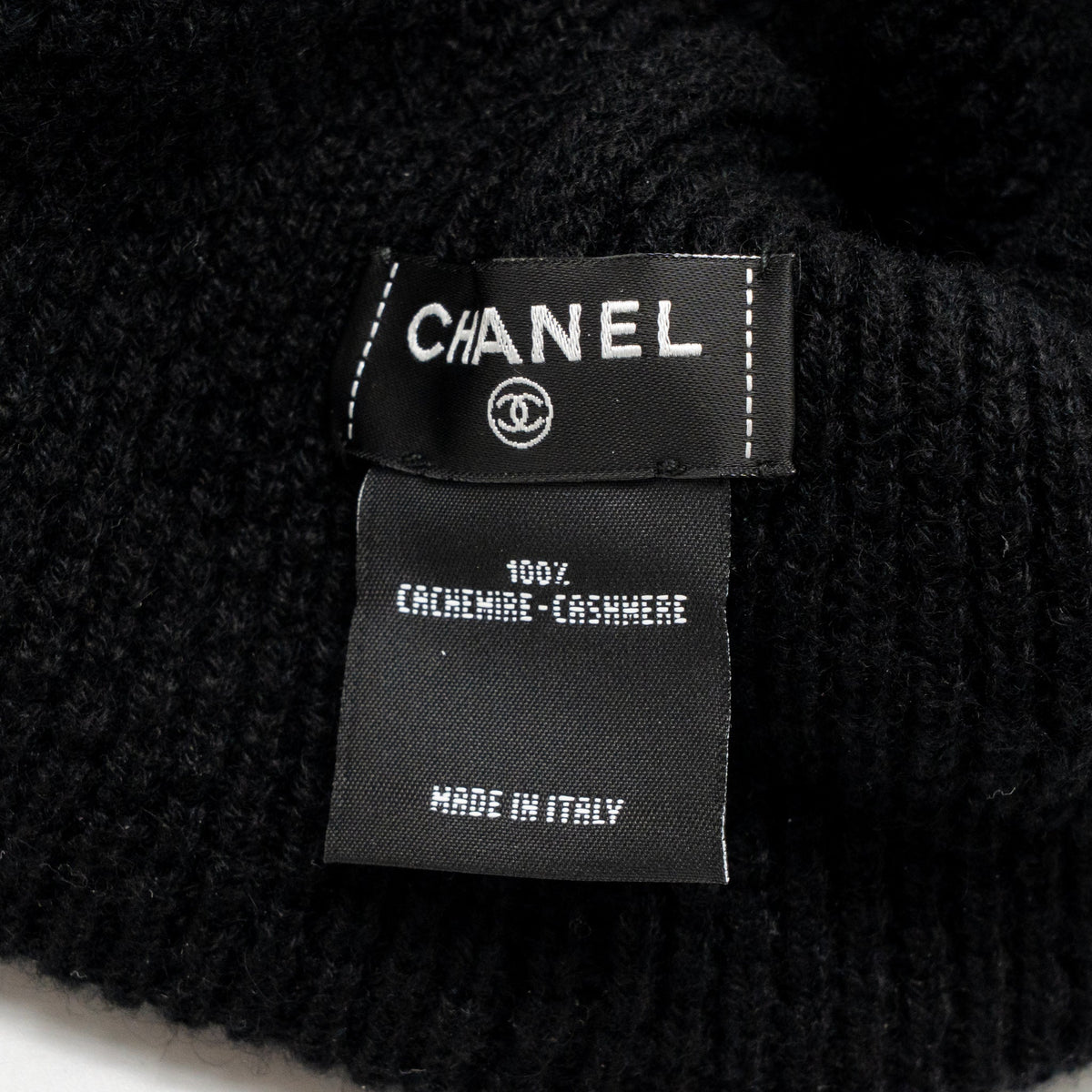 chanel-hat-black-white