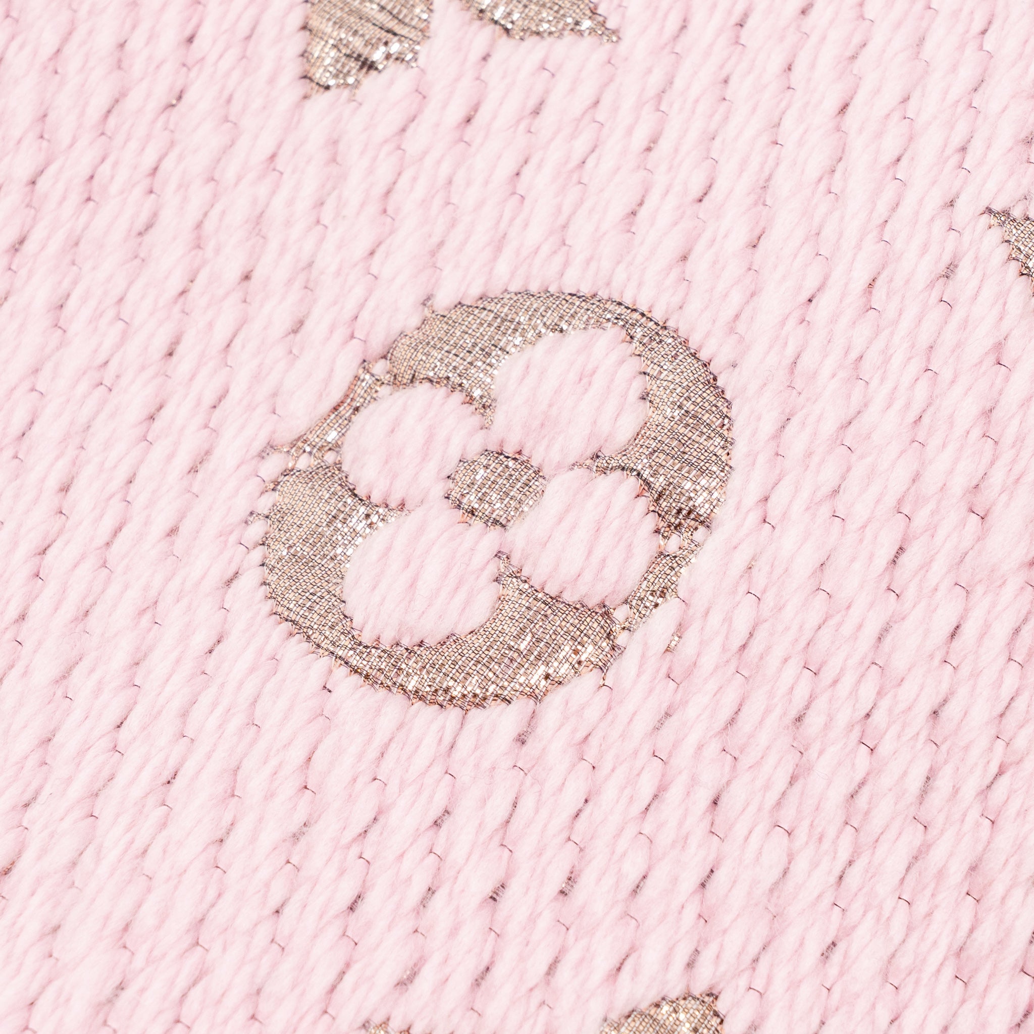 lv-scarf-pink-grey