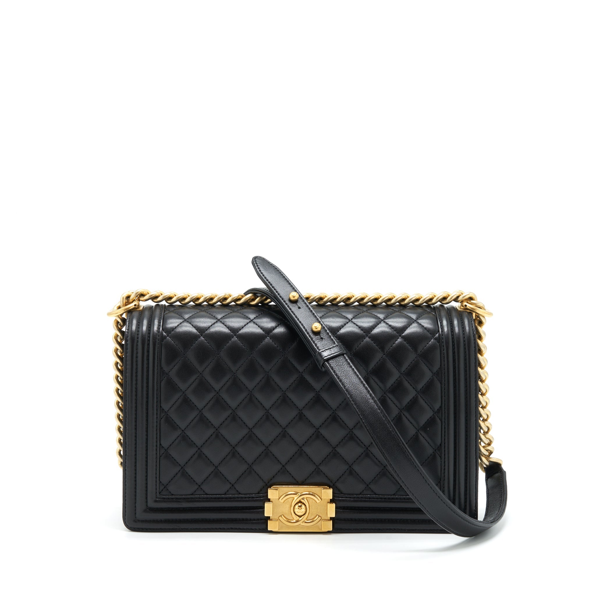 chanel-boy-bag-new-medium-28cm-lambskin-black-ghw