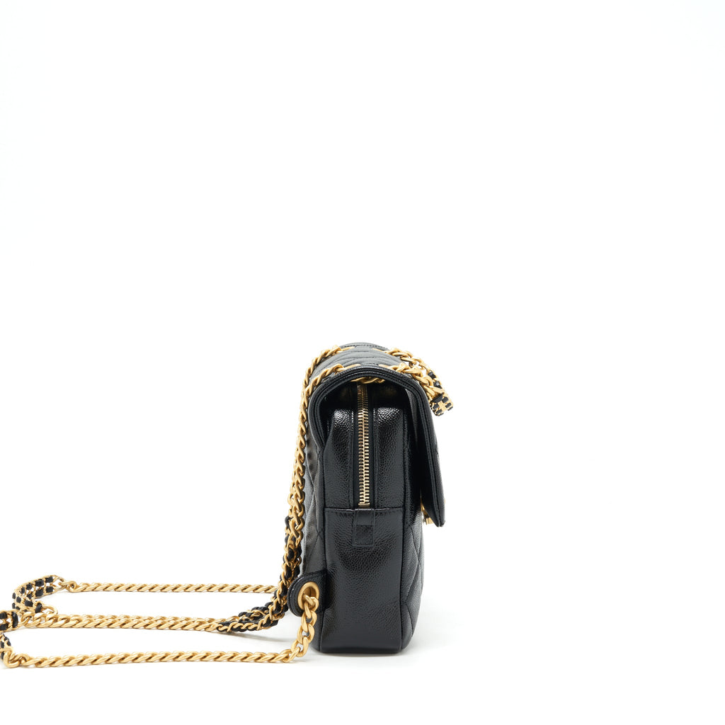 chanel-22p-flap-backpack-caviar-black-ghw-1