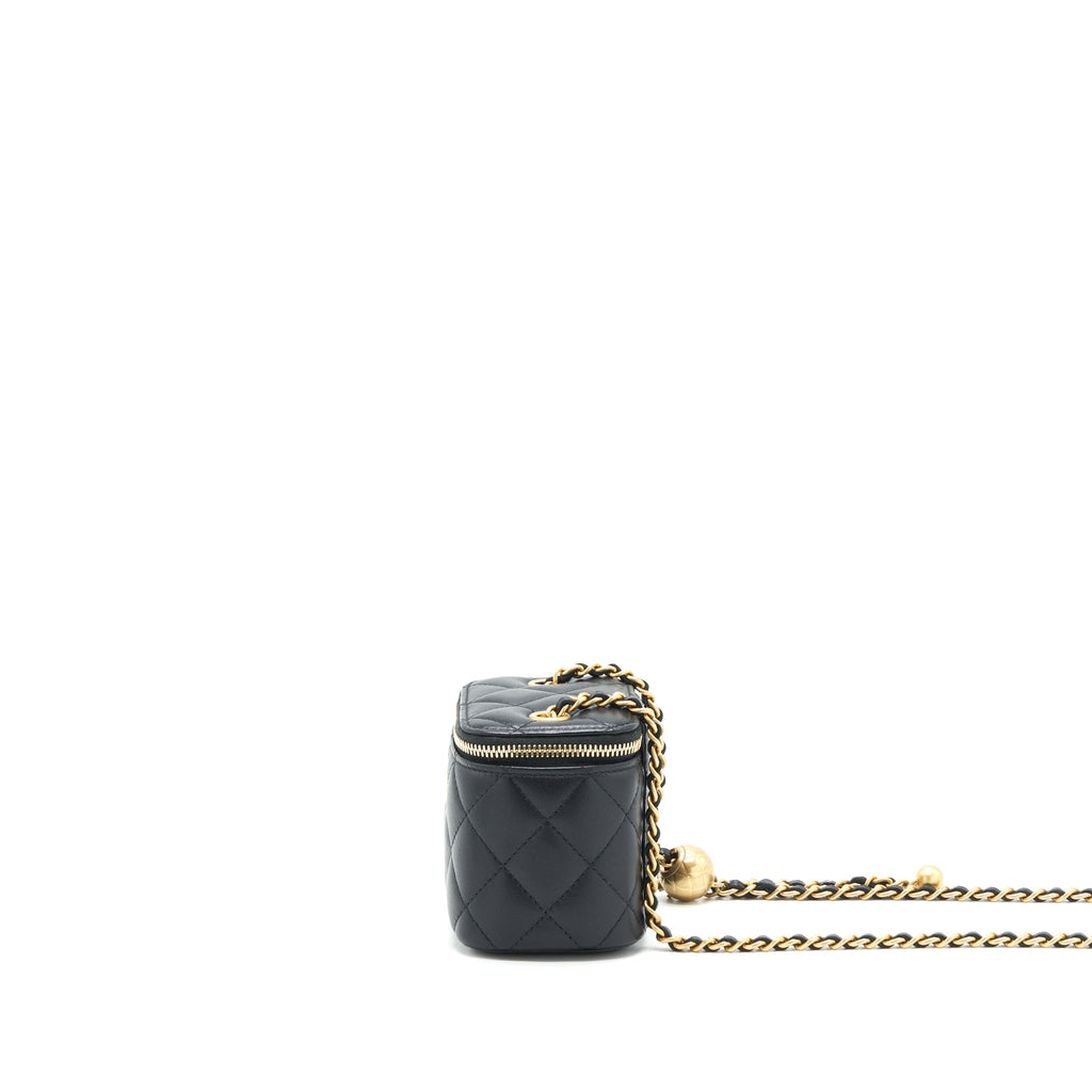 chanel-pearl-crush-mini-vanity-case-lambskin-black-ghw