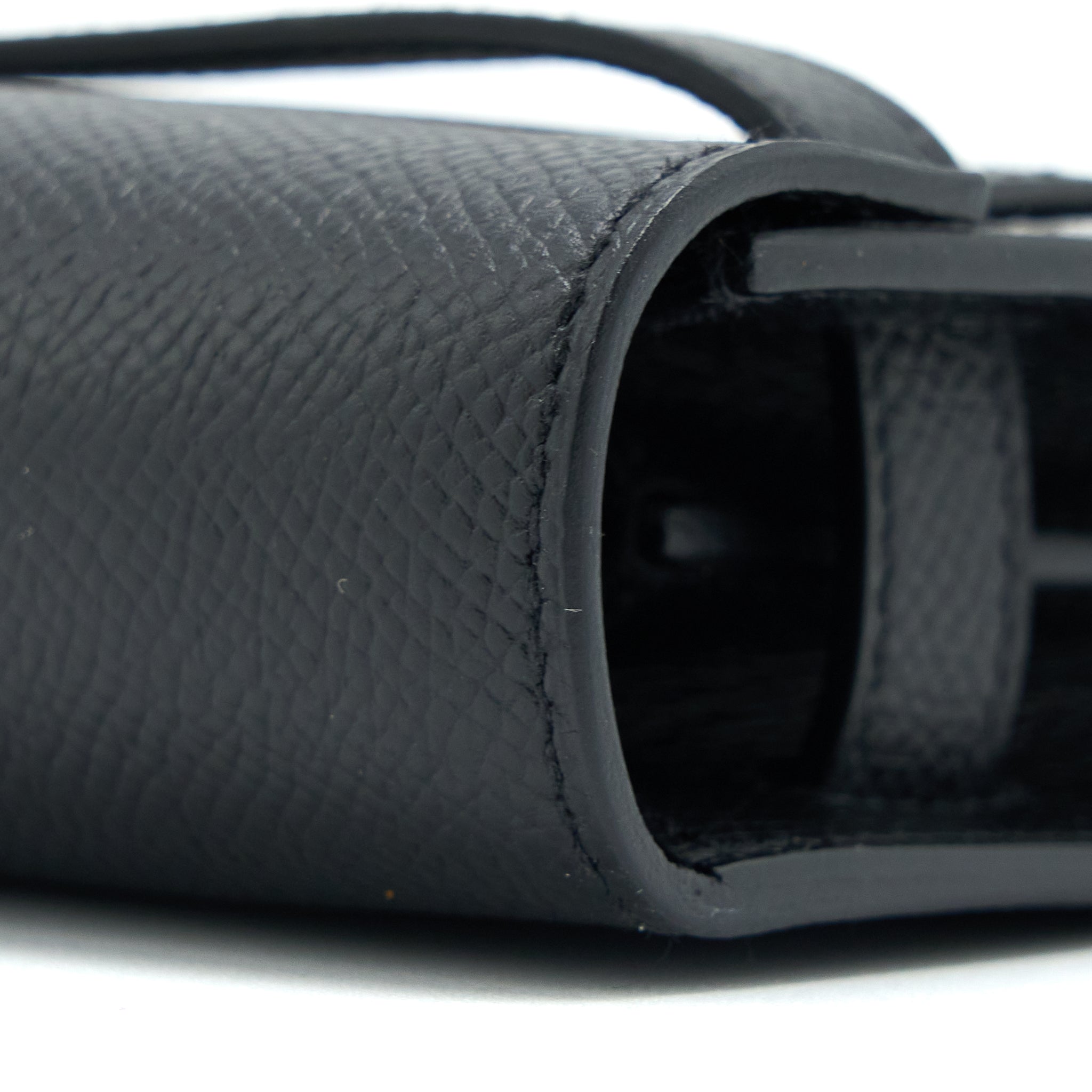 hermes-kelly-to-go-epsom-black-shw-stamp-u-1