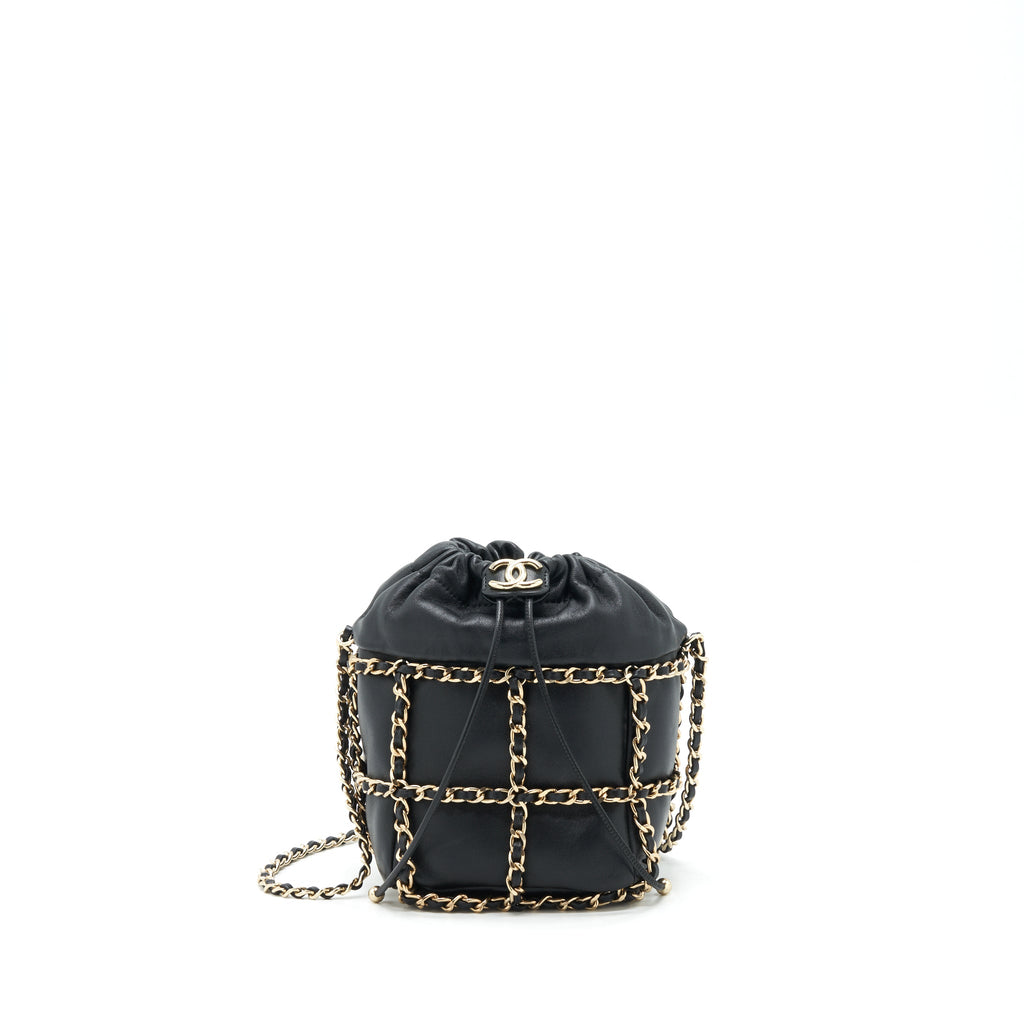 chanel-21c-bucket-chains-lambskin-black-lghw