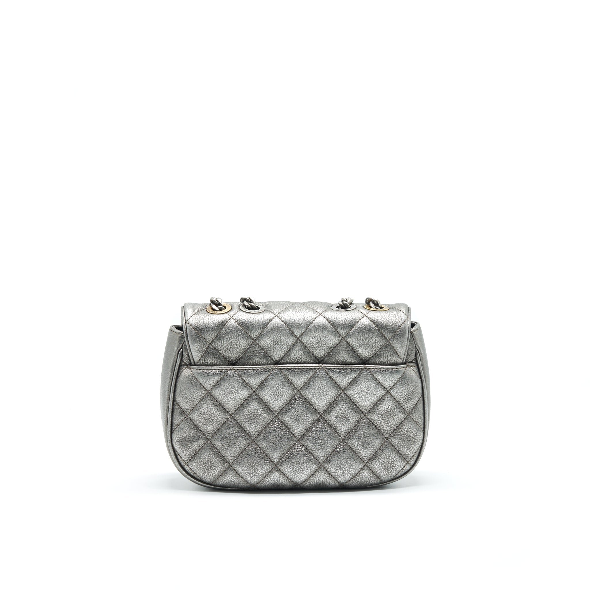chanel-cc-logo-quilted-calfskin-flap-bag-in-metallic-dark-grey-1