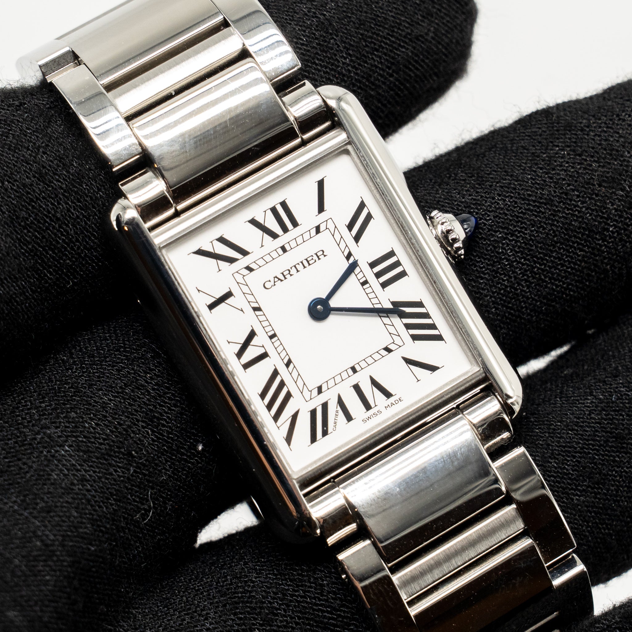 cartier-tank-must-watch-large-model-steel-case-and-bracelet