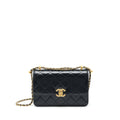 chanel-21a-gold-crush-flap-bag-calfskin-black-ghw-microchip