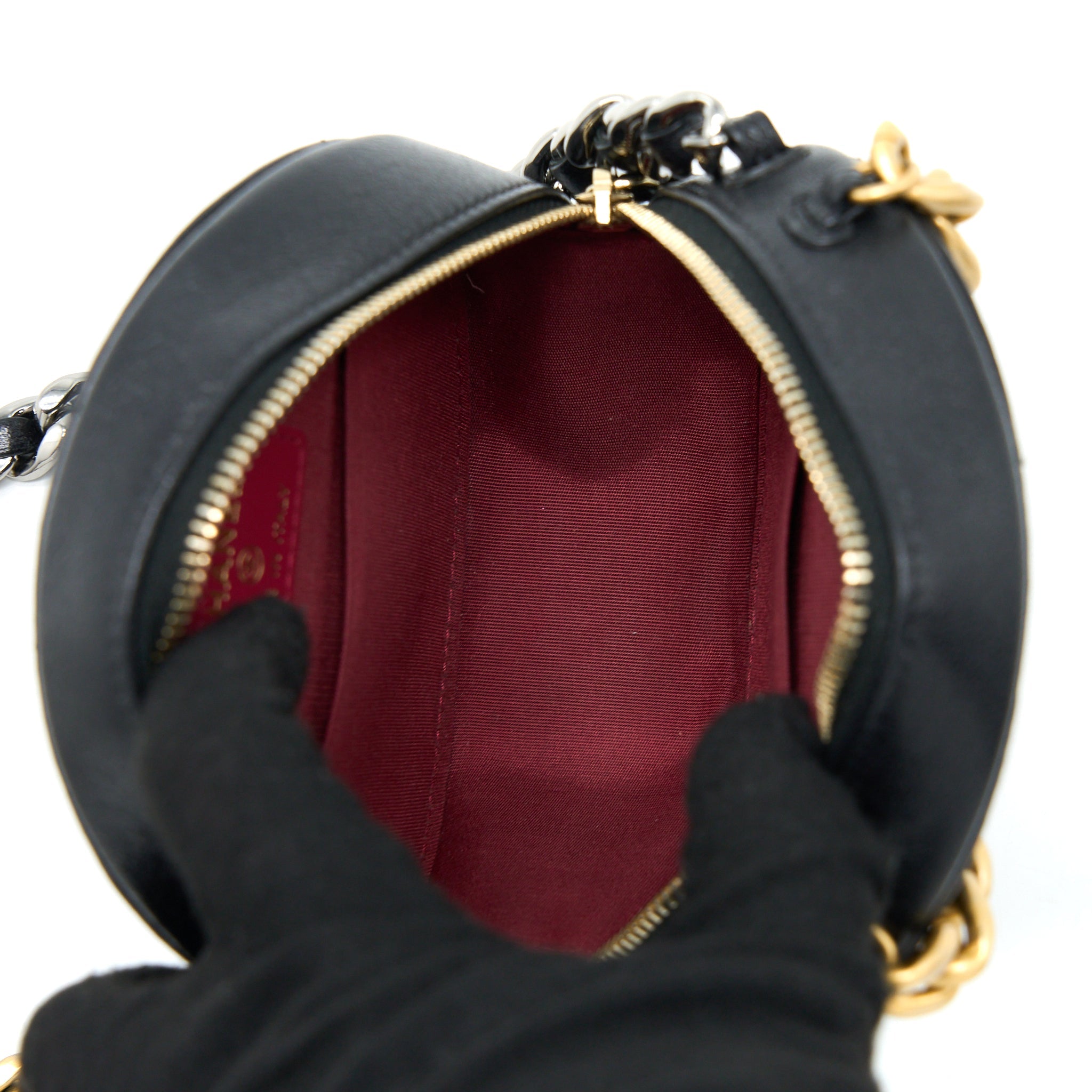 chanel-19-round-clutch-with-chain-goatskin-black-multicolour-hardware