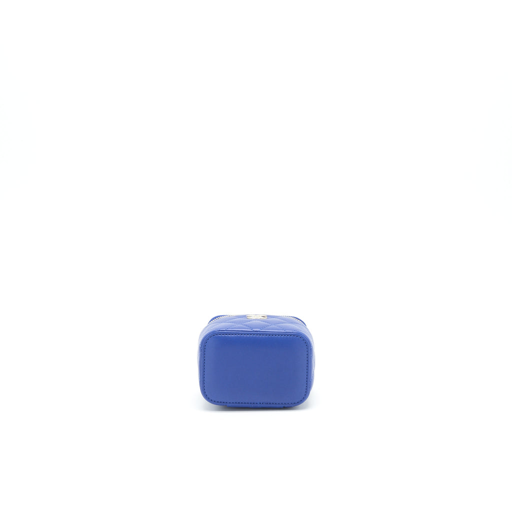 chanel-21k-mini-top-handle-vanity-with-chain-blue-lghw-1