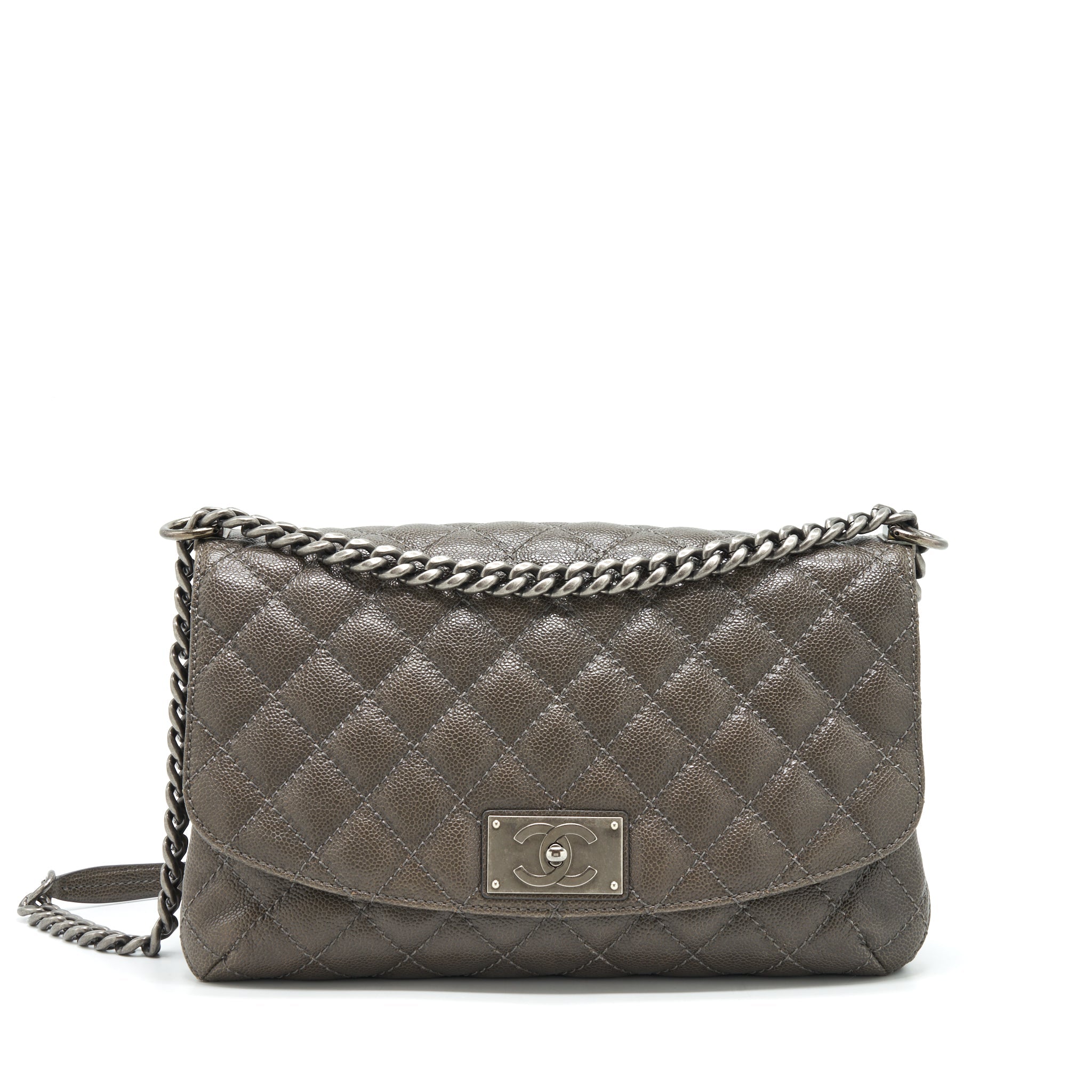 chanel-flap-bag-caviar-dark-grey-ruthenium-sliver-hardware-1