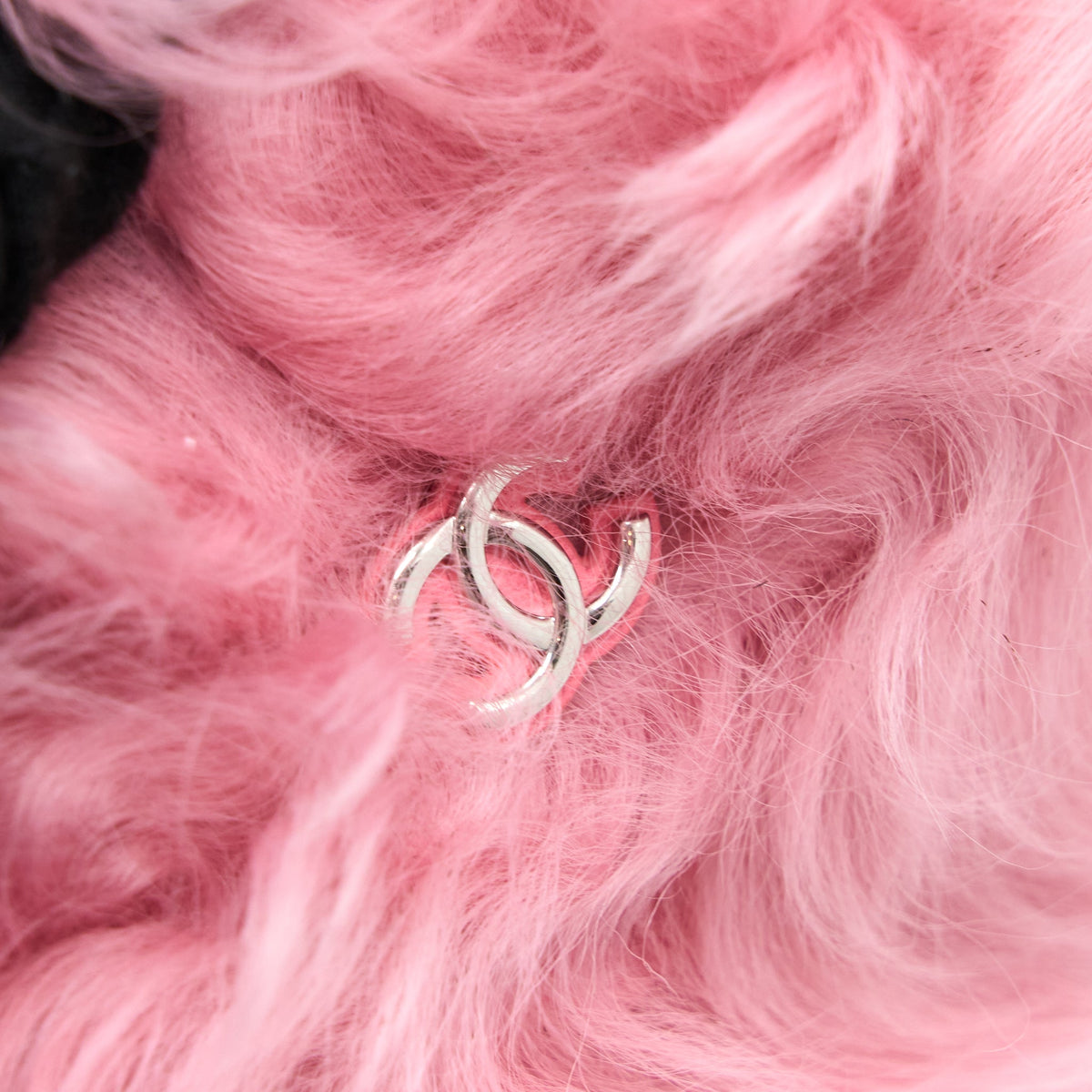 chanel-21k-mini-flap-bag-jewel-hook-shearling-lambskin-pink-shw