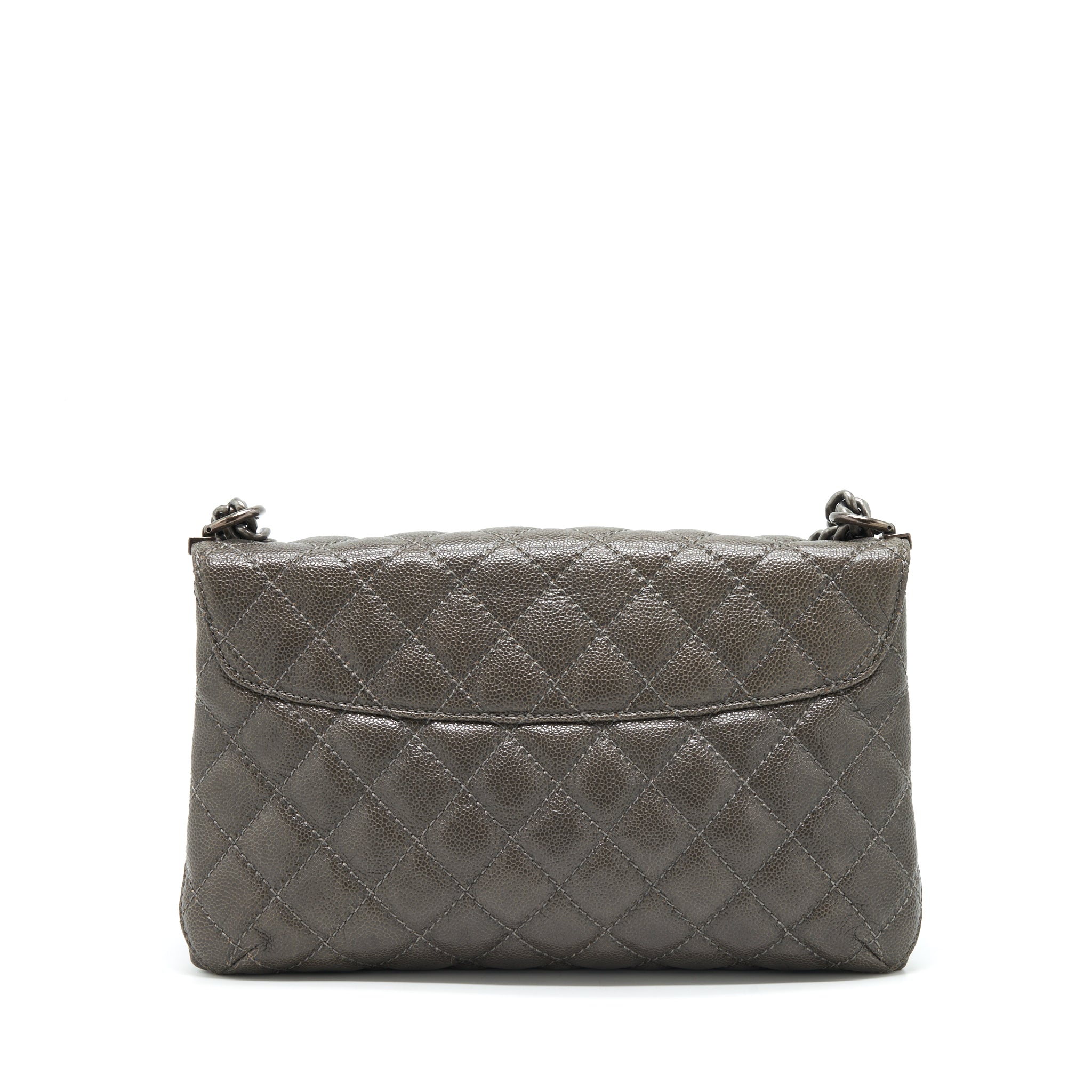 chanel-flap-bag-caviar-dark-grey-ruthenium-sliver-hardware-1