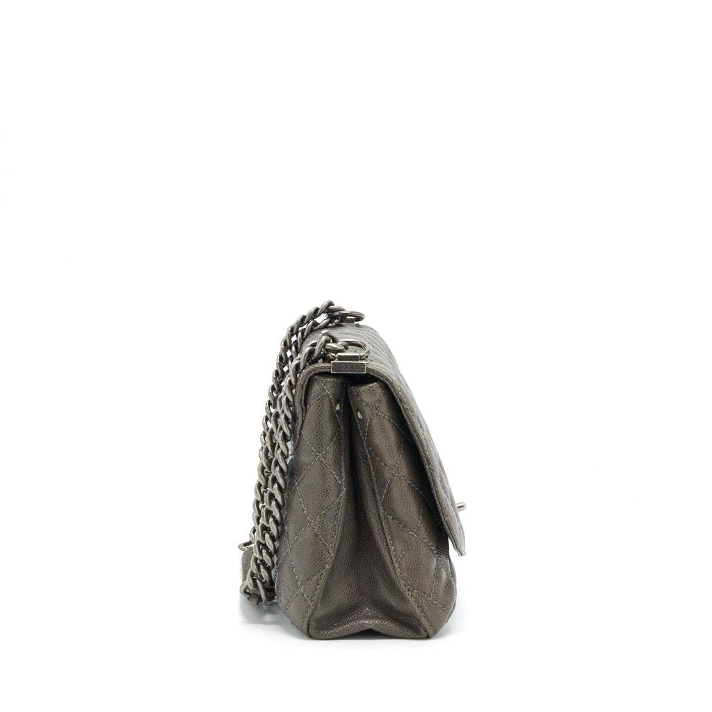 chanel-flap-bag-caviar-dark-grey-ruthenium-sliver-hardware-1