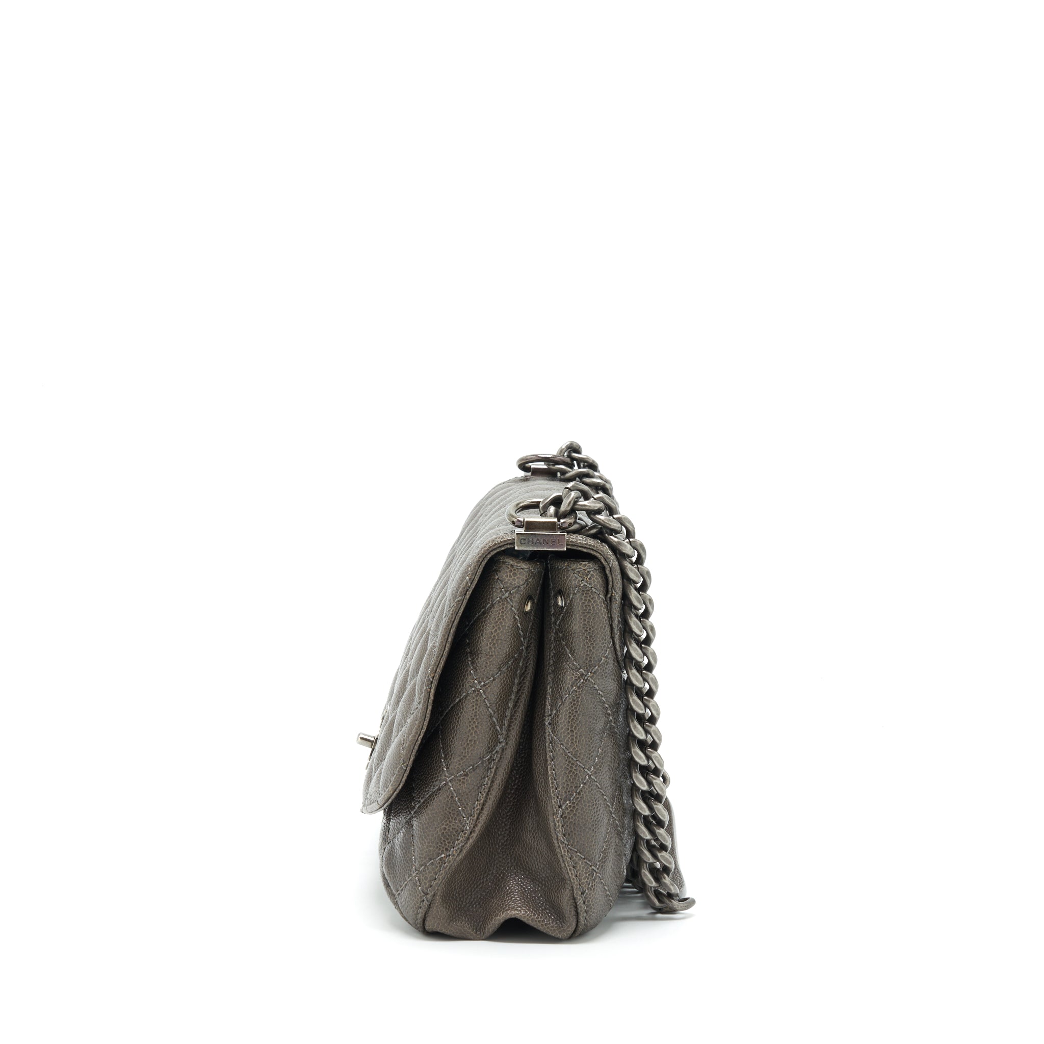 chanel-flap-bag-caviar-dark-grey-ruthenium-sliver-hardware-1