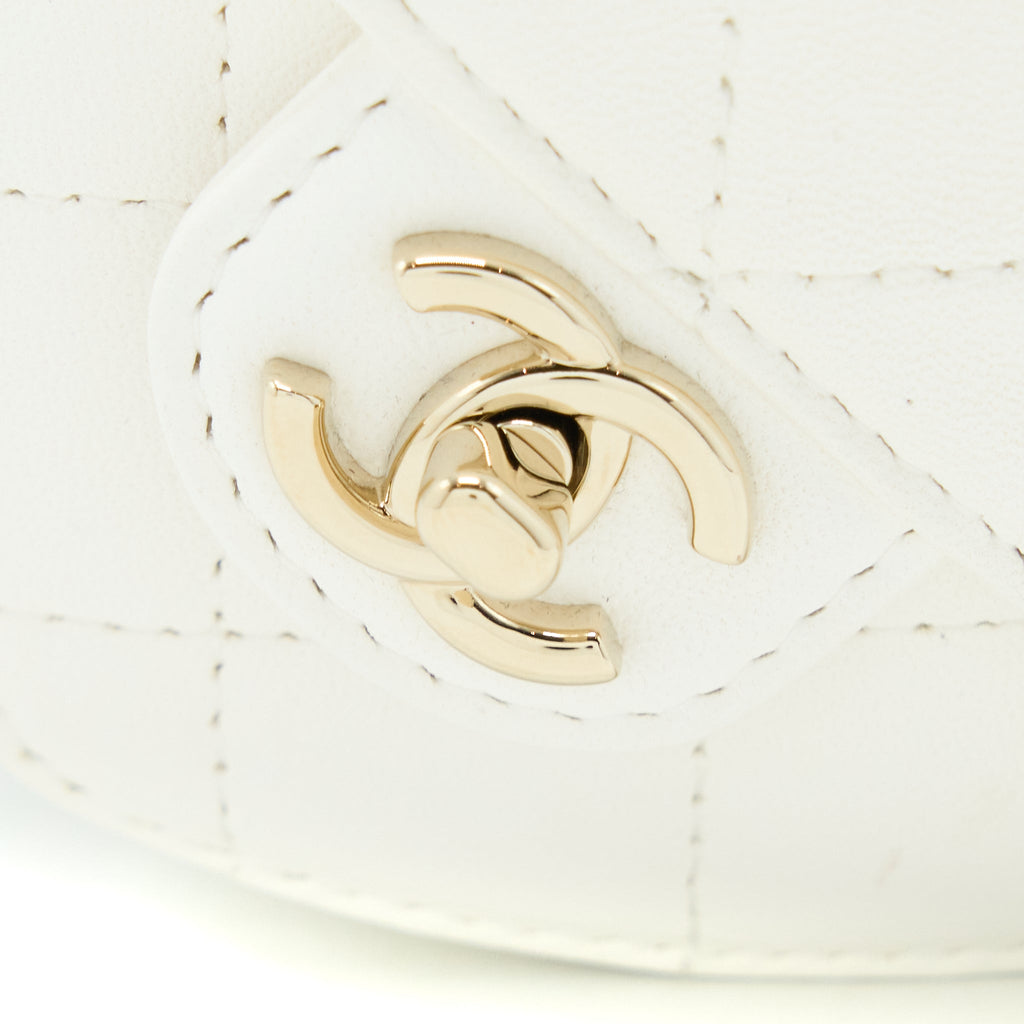 chanel-heart-belt-bag-lambskin-white-lghw