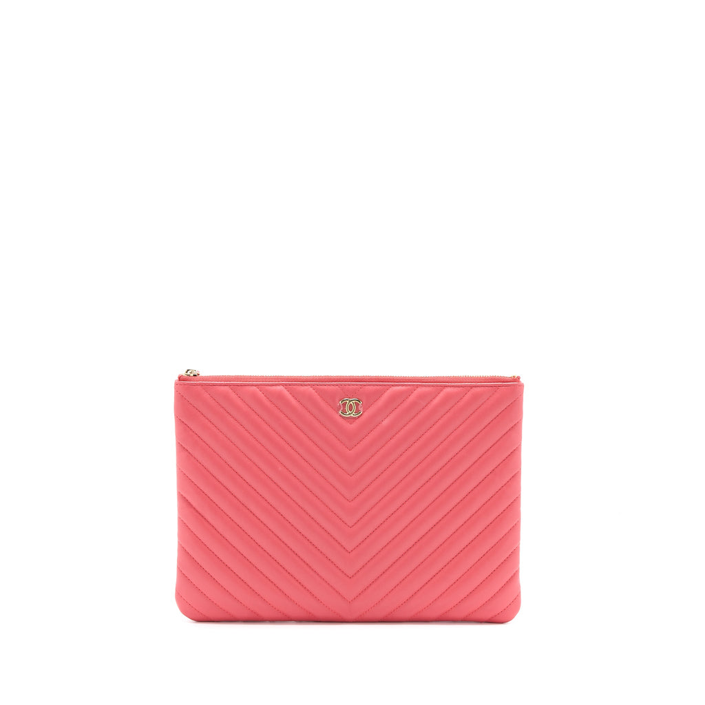 chanel-chevron-clutch-lambskin-pink-lghw