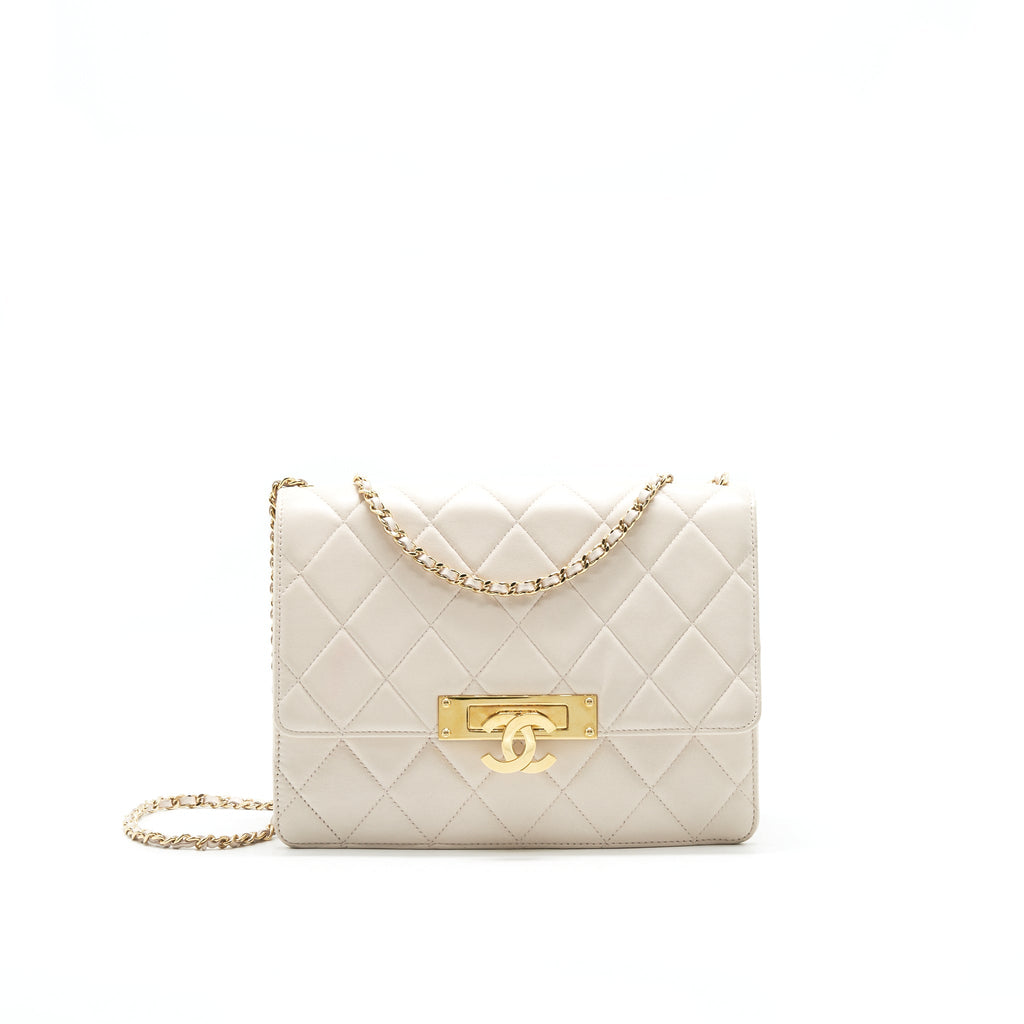 chanel-cc-logo-flap-bag-with-chain-quilted-lambskin-ivory-white-1