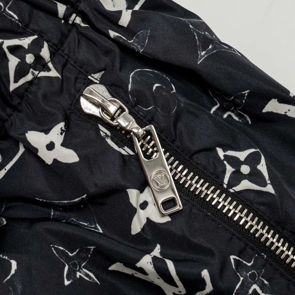 louis-vuitton-size-34-stencil-effect-monogram-jogging-pants