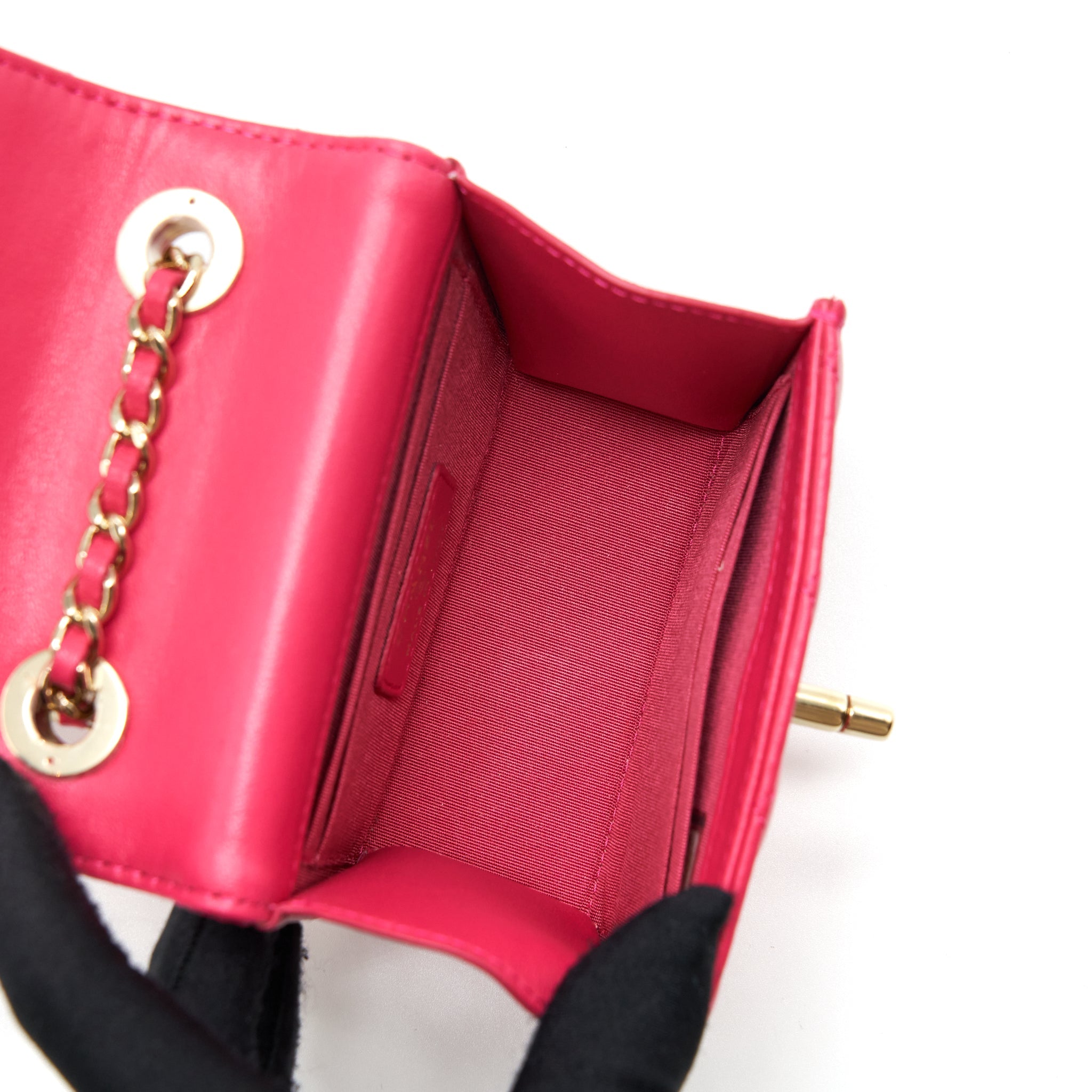 chanel-mini-trendy-cc-wallet-on-chain-lambskin-pink-lghw