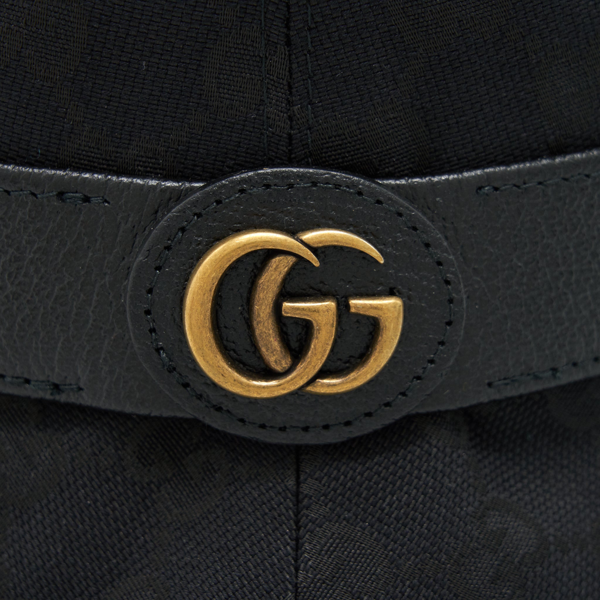 gucci-size-s-57-bucket-hat-black
